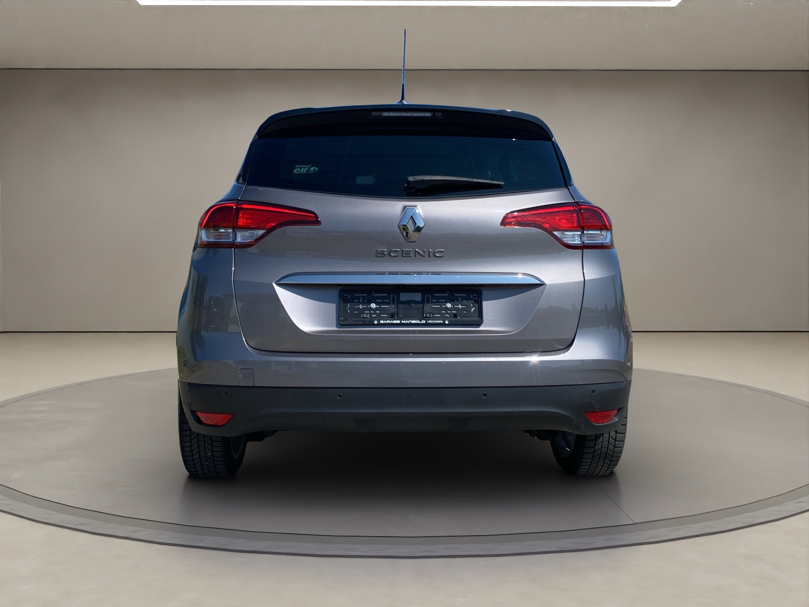 RENAULT Scénic 1.6 dCi Initiale Paris EDC-image-3