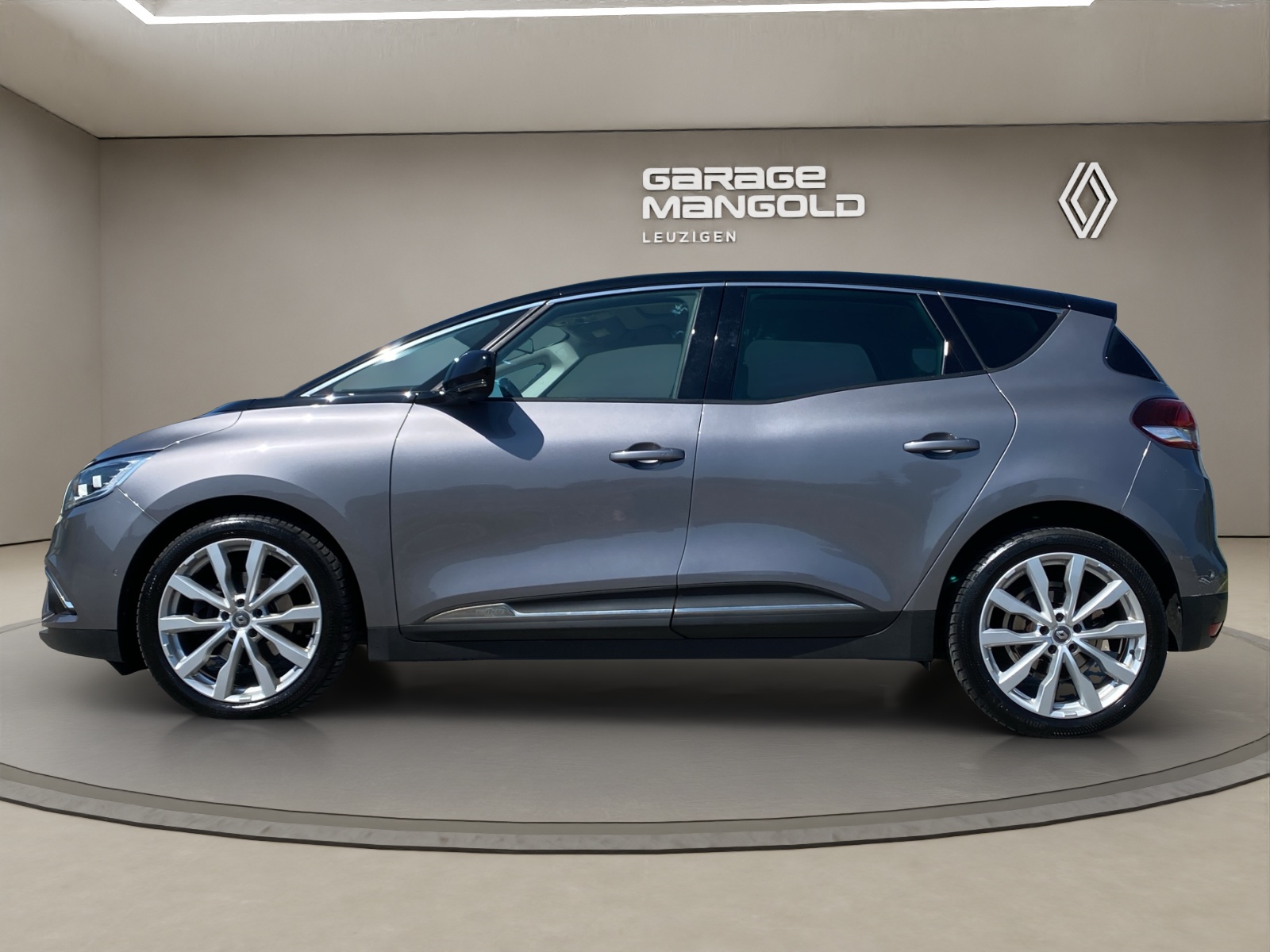 RENAULT Scénic 1.6 dCi Initiale Paris EDC-image-1