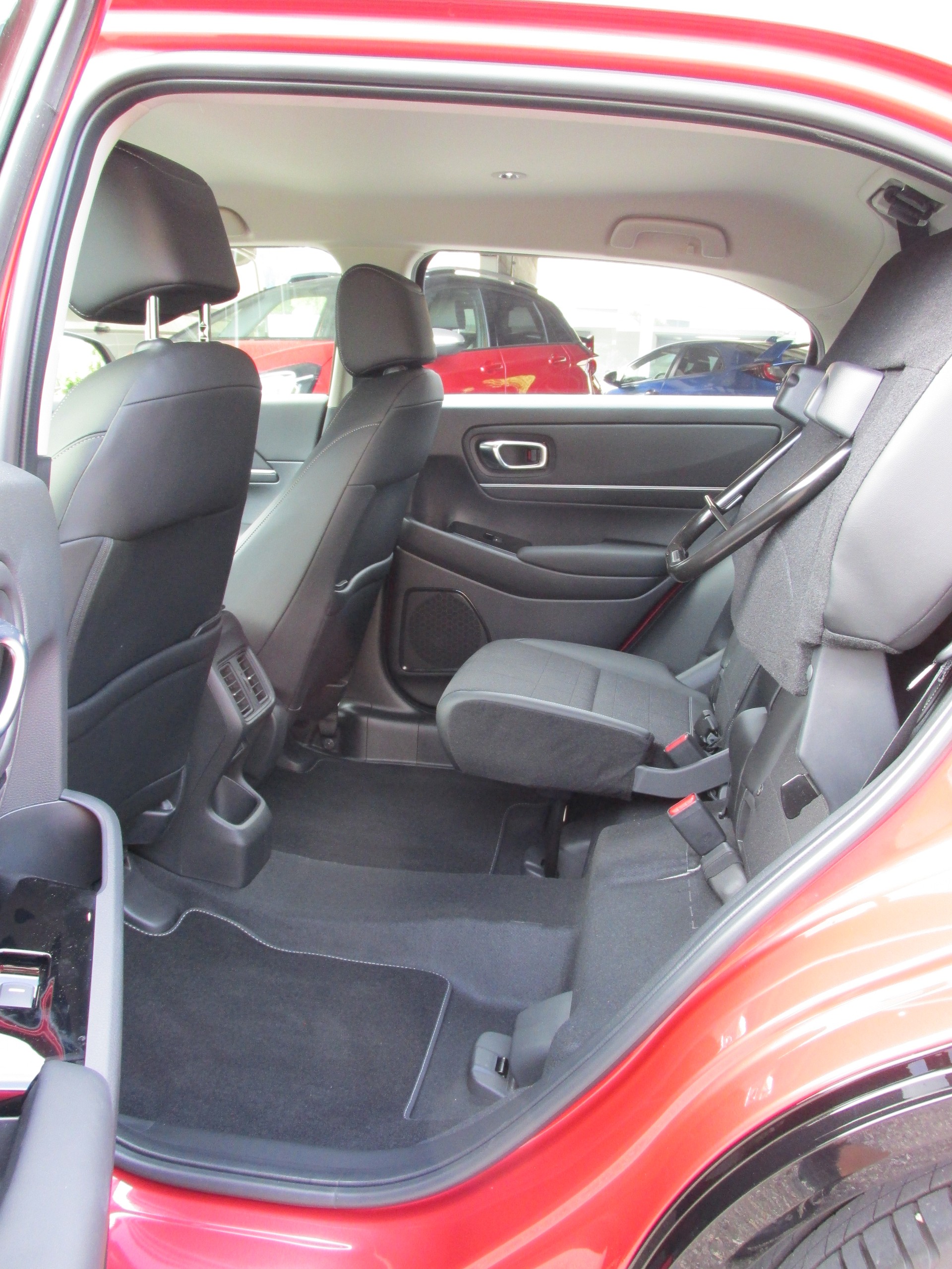 HONDA HR-V 1.5i-MMD Advance CVT-image-13