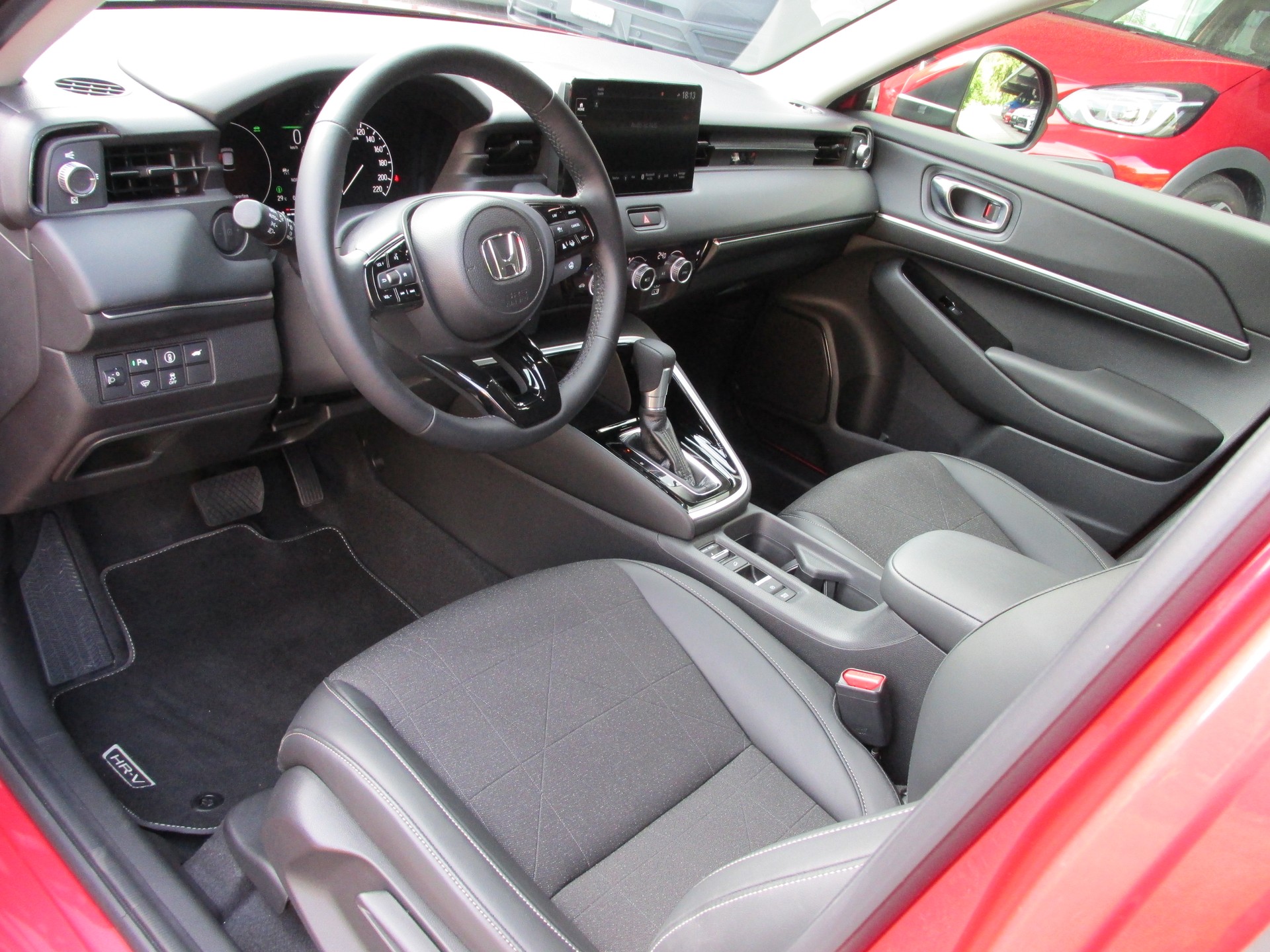 HONDA HR-V 1.5i-MMD Advance CVT-image-11