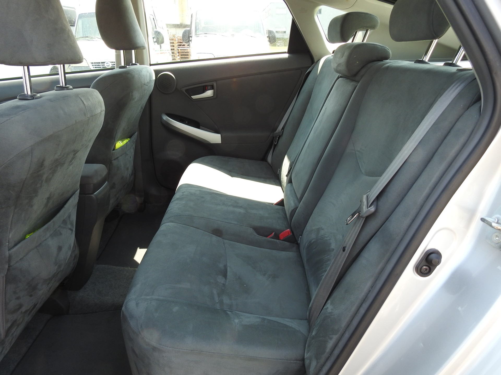 TOYOTA Prius 1.8 16V HSD Sol-image-13