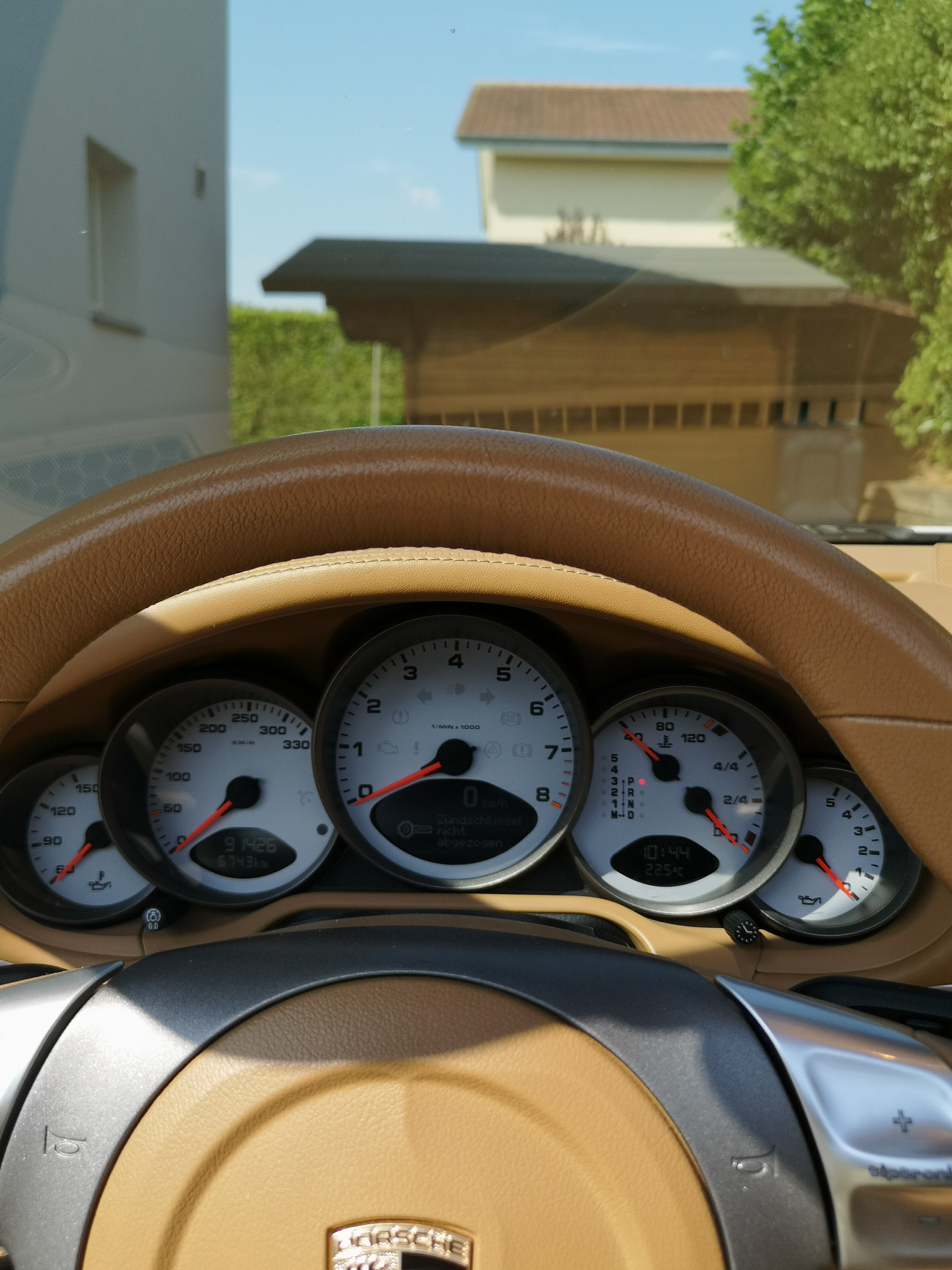 PORSCHE 911 Cabrio Carrera 4S-image-4