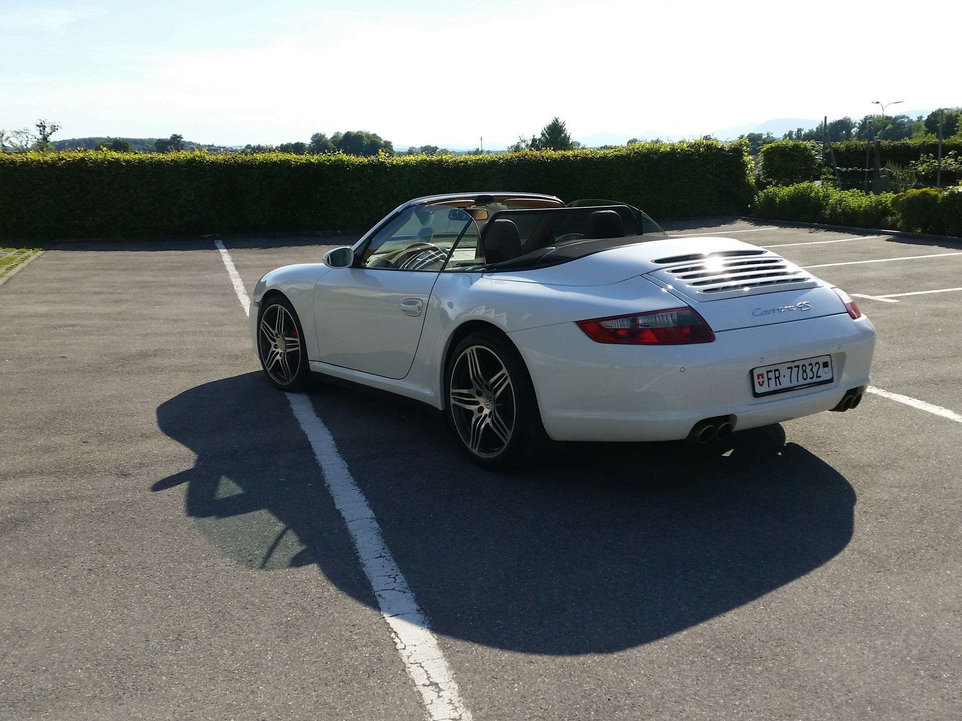 PORSCHE 911 Cabrio Carrera 4S-image-2