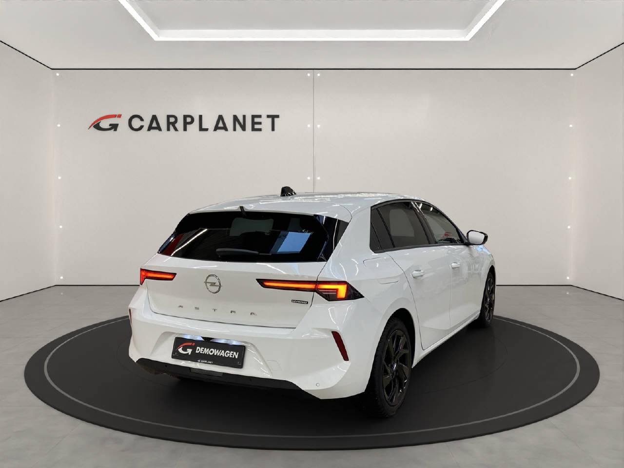 OPEL Astra 1.2 T Hybrid Edition-image-3
