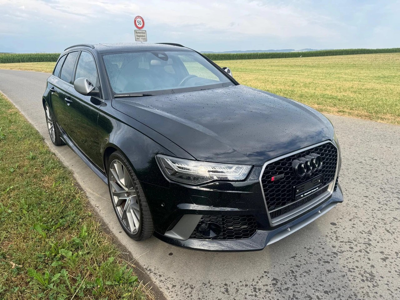 AUDI RS6 Avant 4.0 TFSI V8 performance quattro-image-1