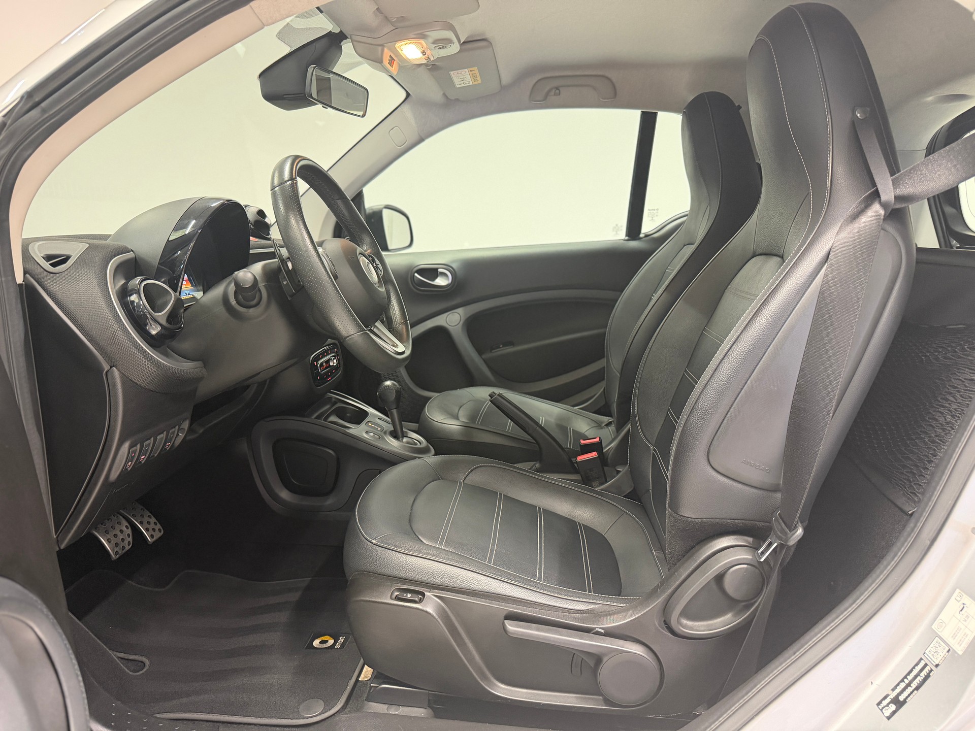SMART fortwo prime twinmatic-image-11