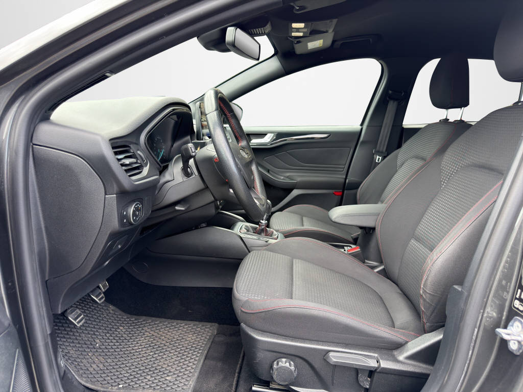 FORD Focus Station Wagon 1.0i EcoB 125 ST-Lin-image-8