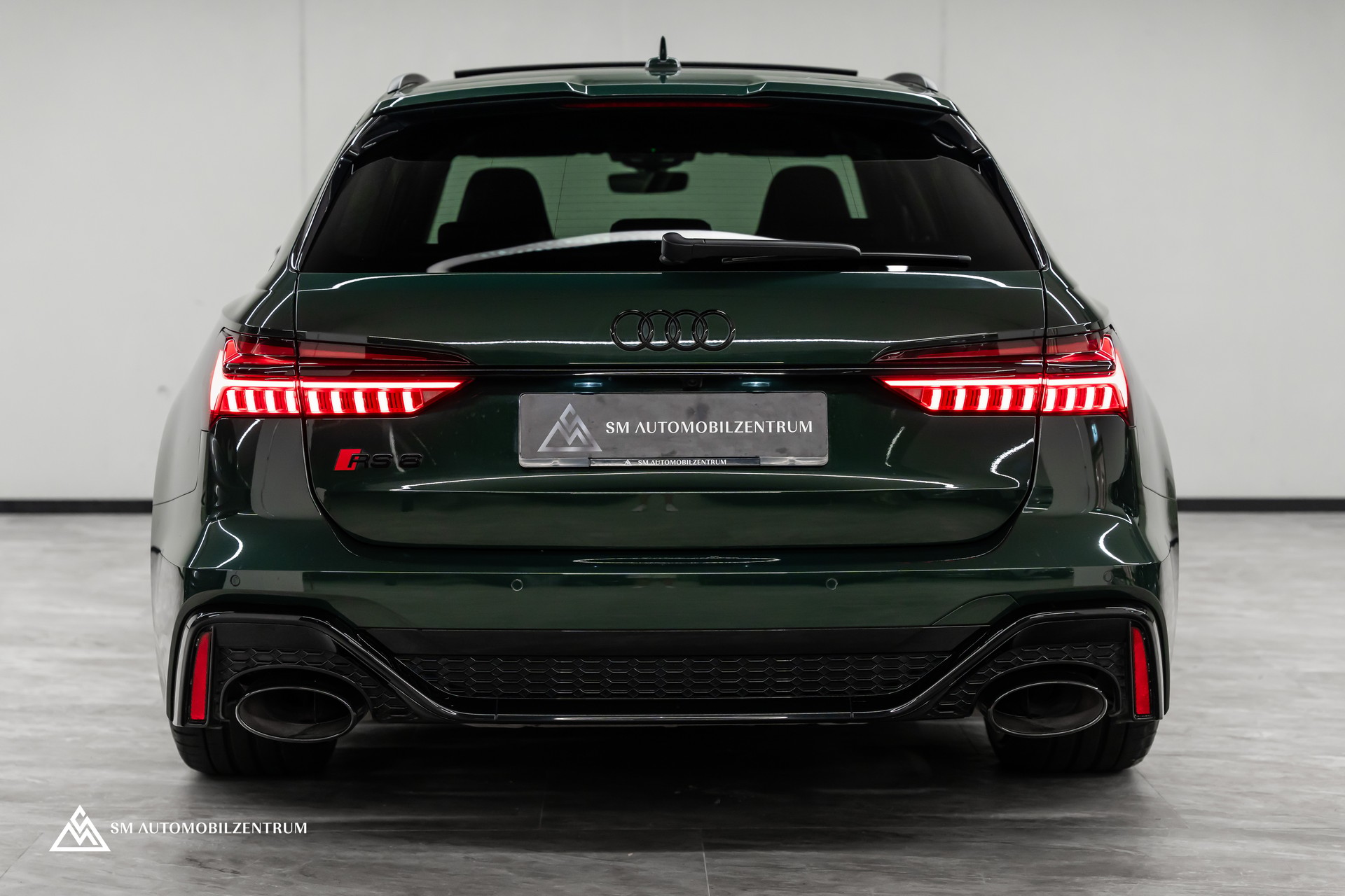 AUDI RS6 Avant 4.0 V8 TFSI quattro T-Tronic / Panorama / AHK / Matrix-LED-image-8