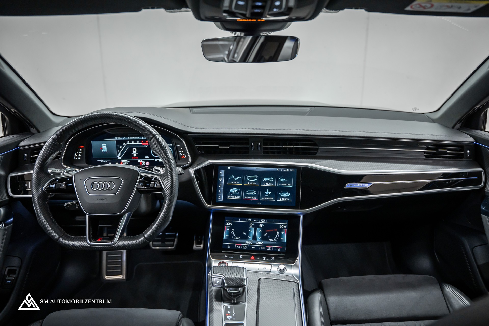 AUDI RS6 Avant 4.0 V8 TFSI quattro T-Tronic / Panorama / AHK / Matrix-LED-image-12