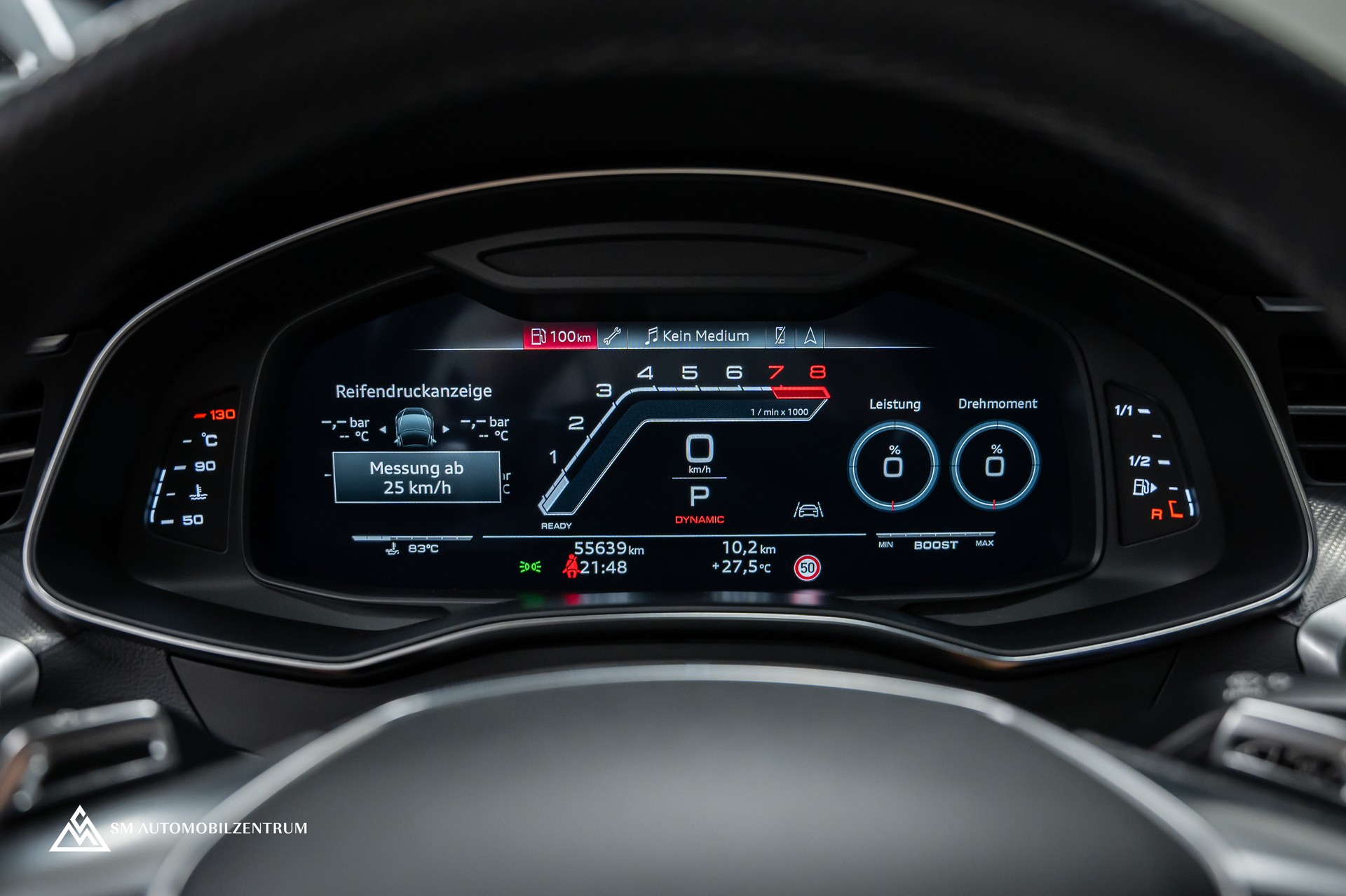 AUDI RS6 Avant 4.0 V8 TFSI quattro T-Tronic / Panorama / AHK / Matrix-LED-image-29