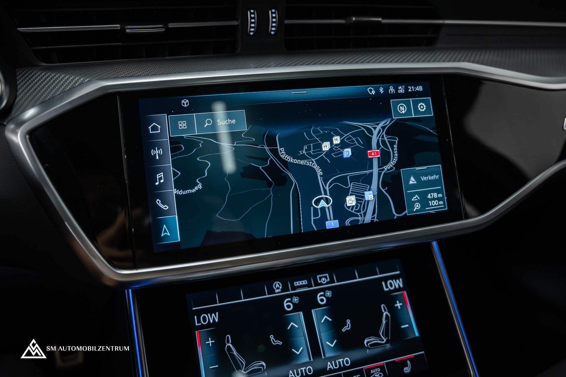 AUDI RS6 Avant 4.0 V8 TFSI quattro T-Tronic / Panorama / AHK / Matrix-LED-image-34