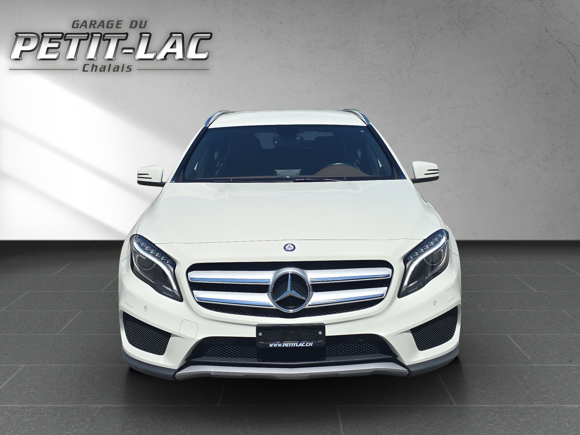 MERCEDES-BENZ GLA 250 AMG Line 4Matic 7G-DCT-image-1