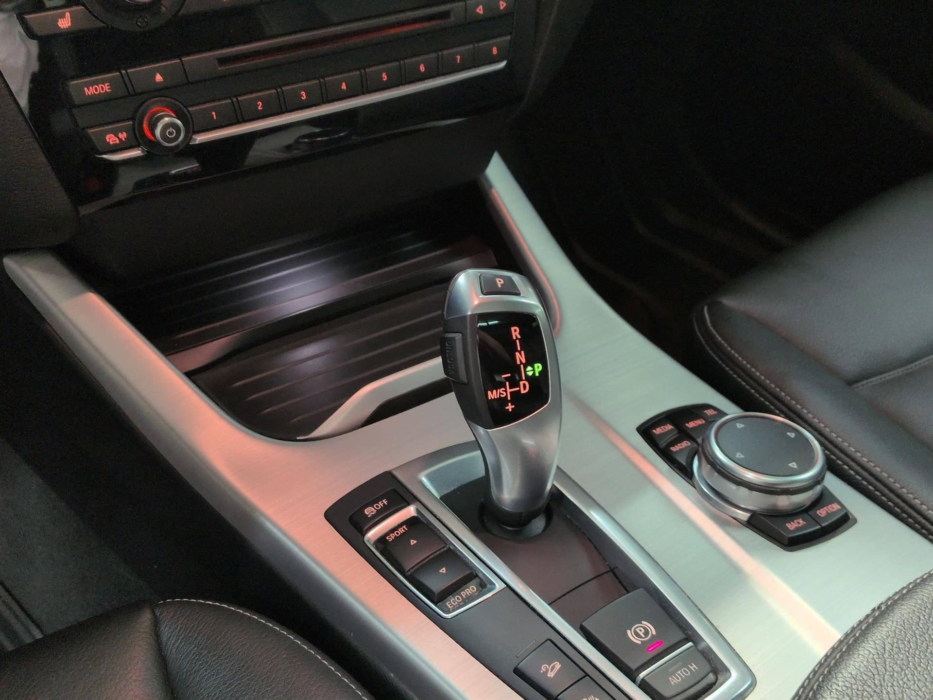 BMW X3 xDrive 20d xLine Steptronic-image-11