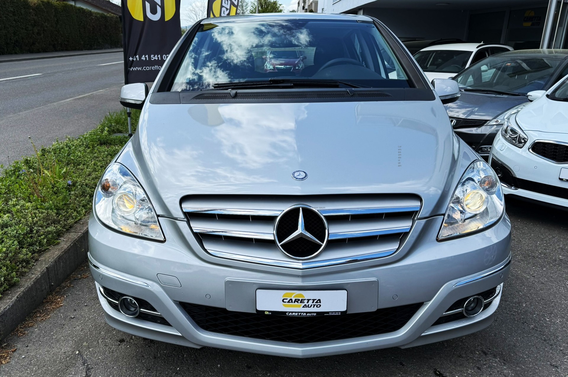MERCEDES-BENZ B 180 Selection Autotronic-image-0