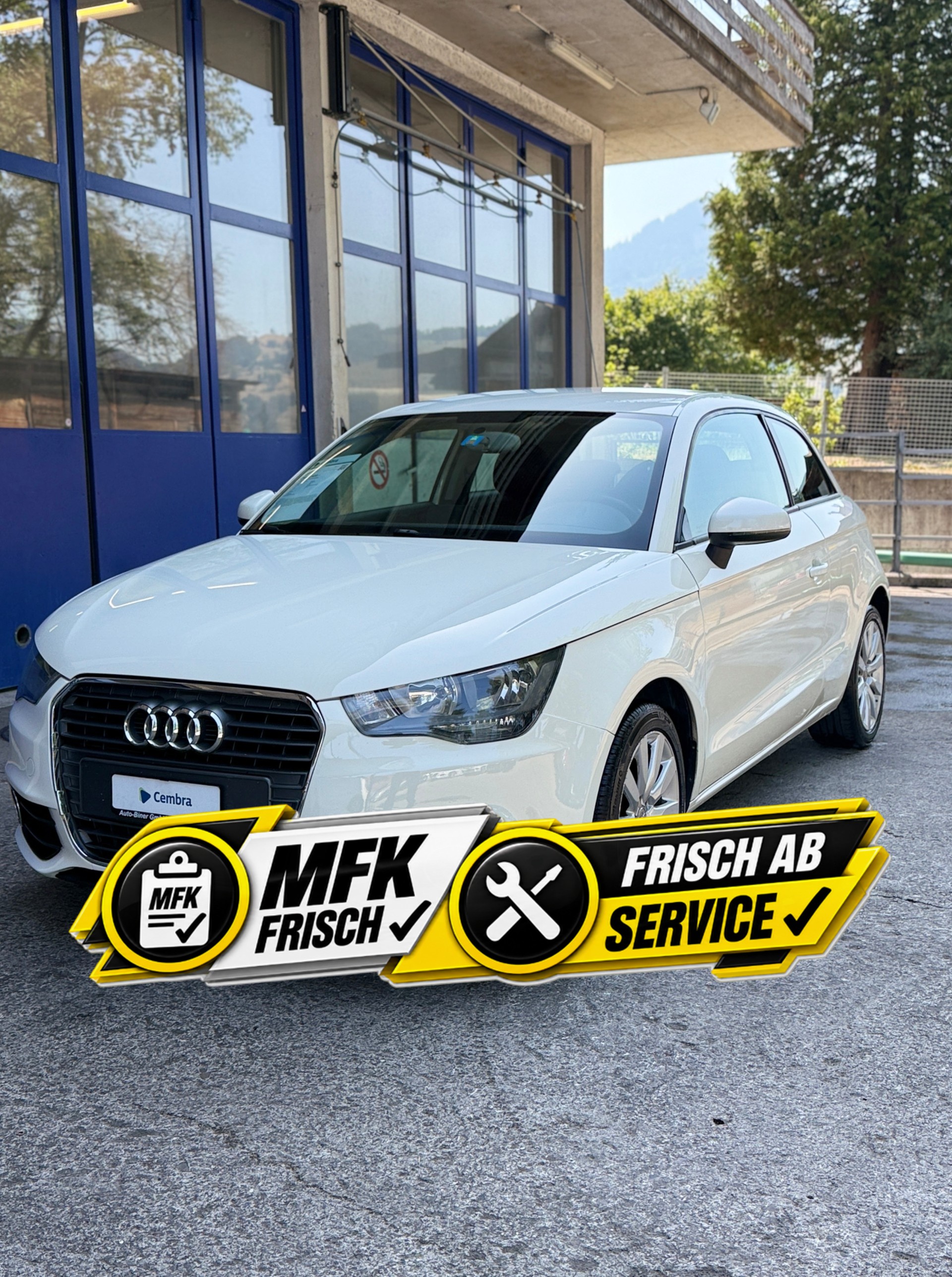 AUDI A1 1.6 TDI Attraction-image-0