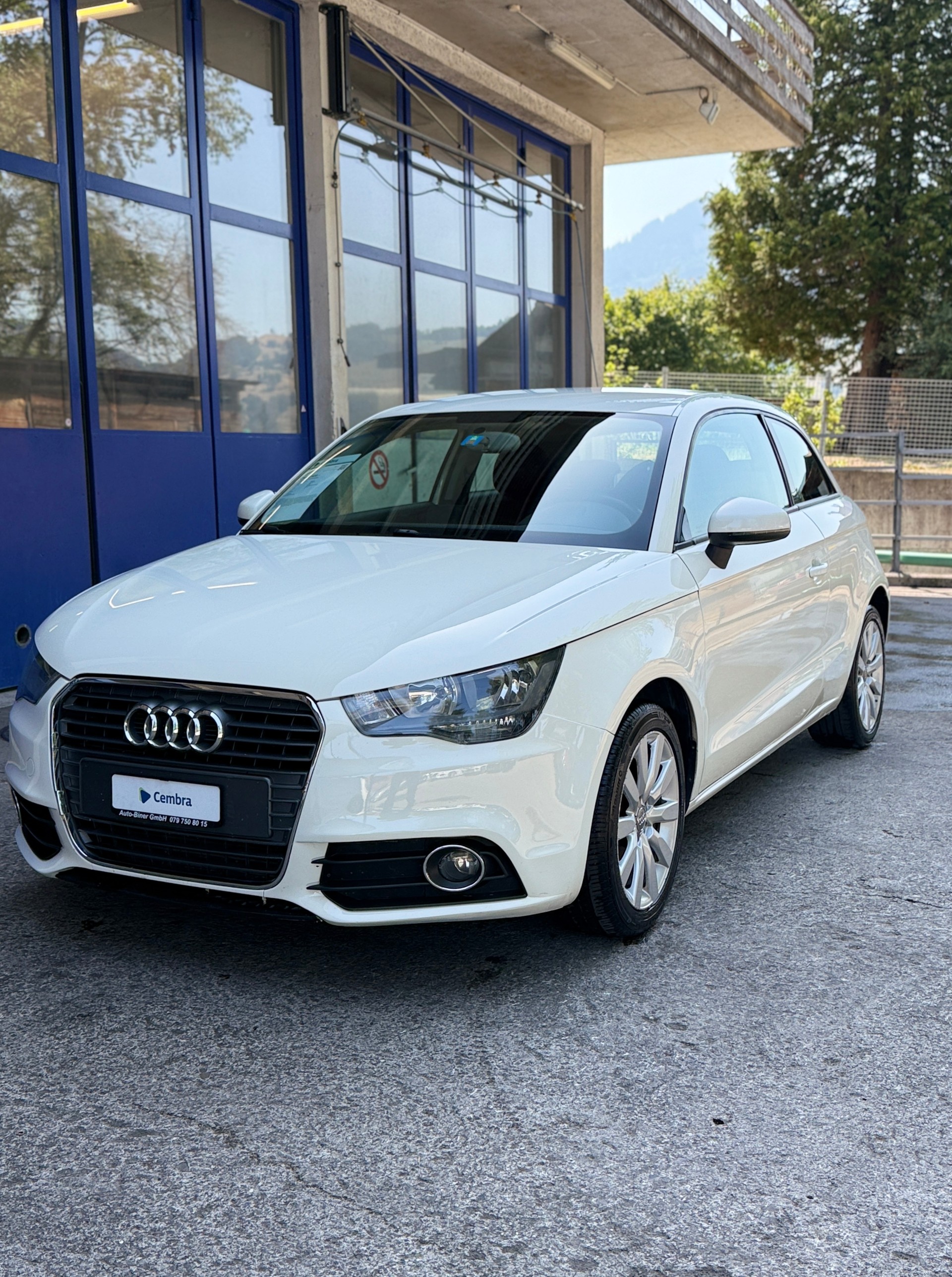 AUDI A1 1.2 TFSI Ambition-image-0