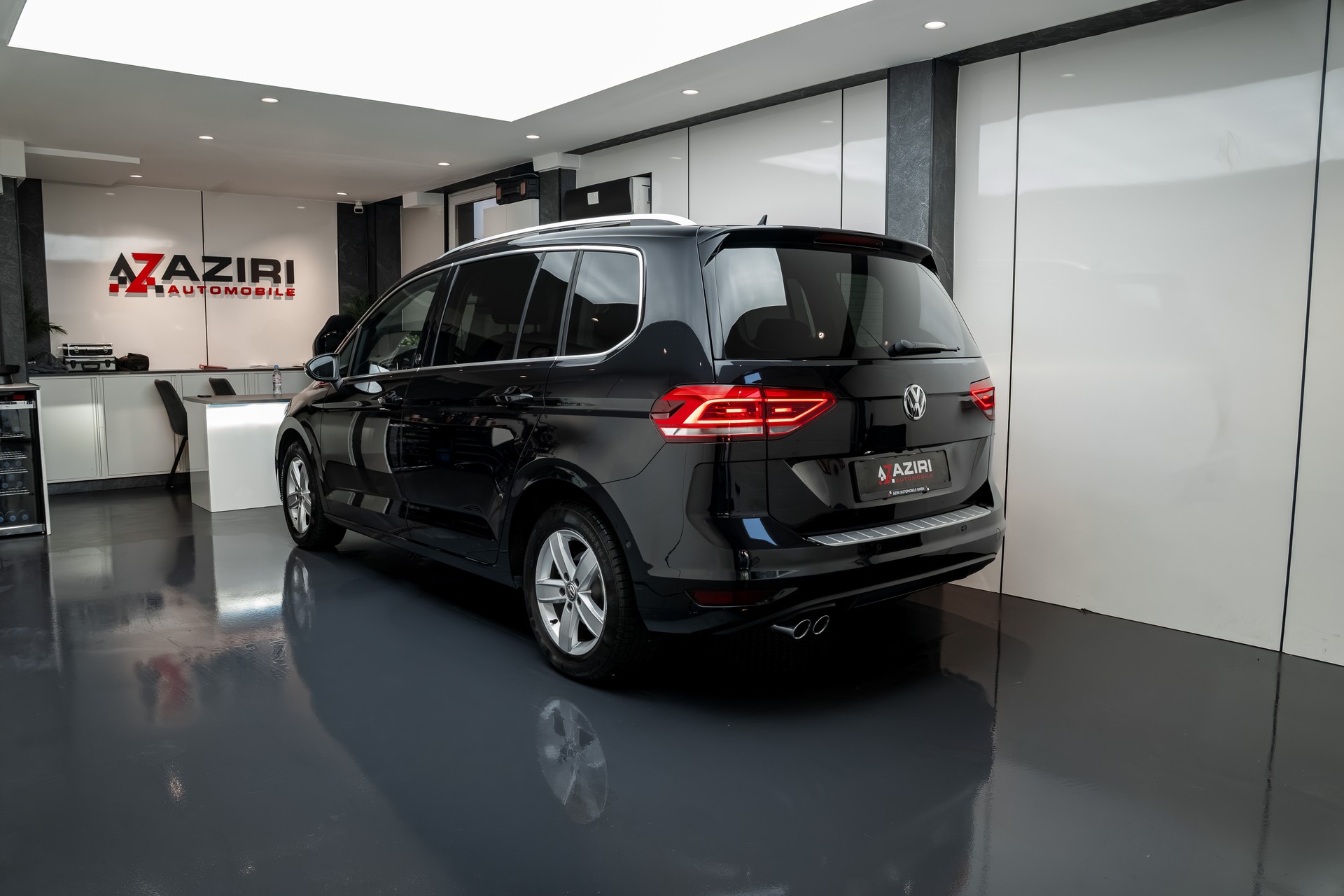 VW Touran 1.4 TSI BlueMotion Sound DSG-image-5