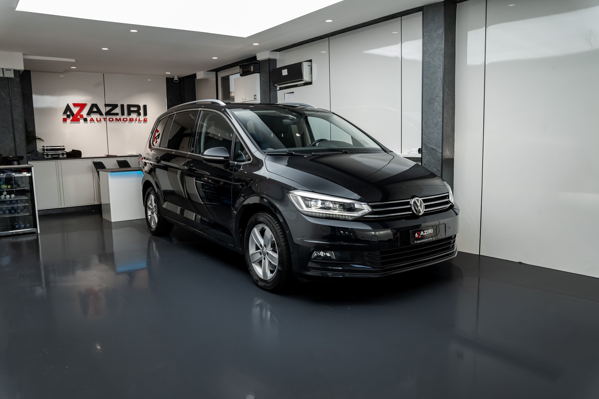 VW Touran 1.4 TSI BlueMotion Sound DSG-image-2