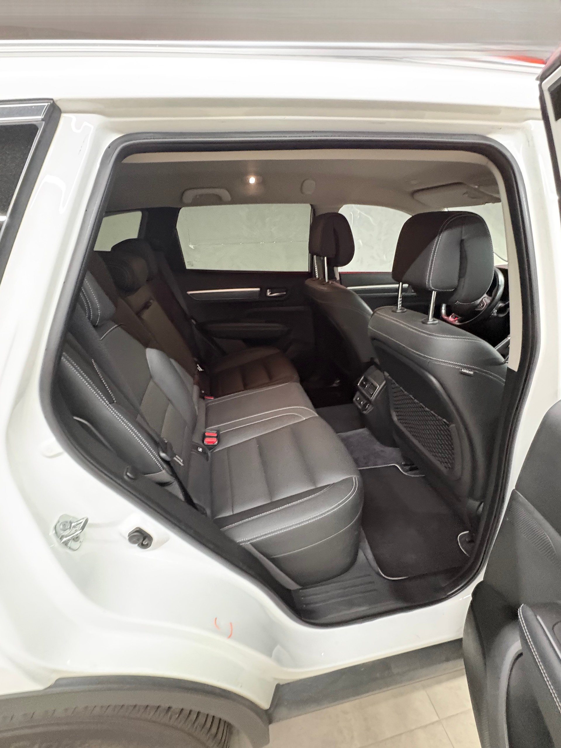 RENAULT Koleos 2.0 dCi Intens 4WD Xtronic CVT-image-14