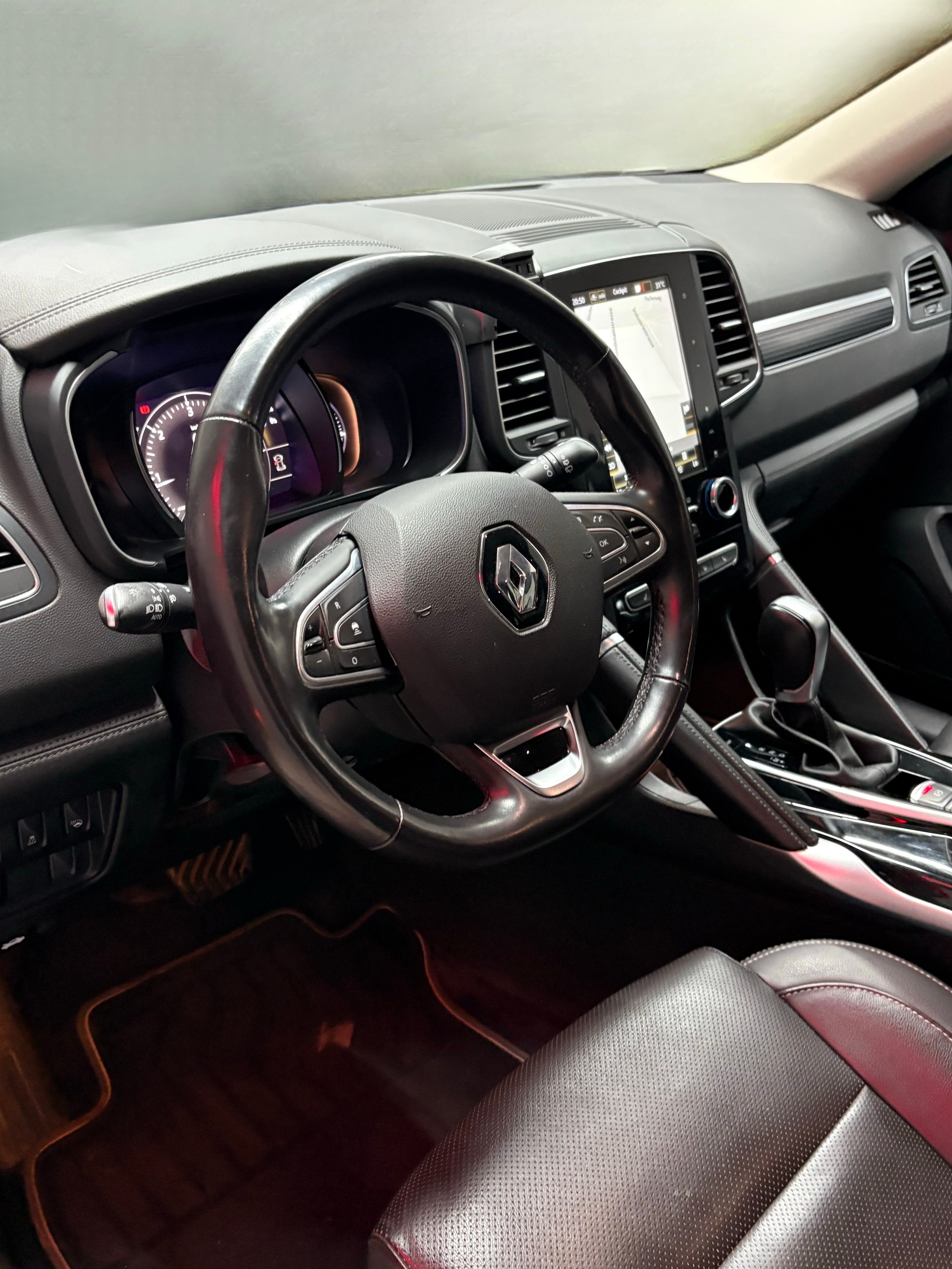 RENAULT Koleos 2.0 dCi Intens 4WD Xtronic CVT-image-6