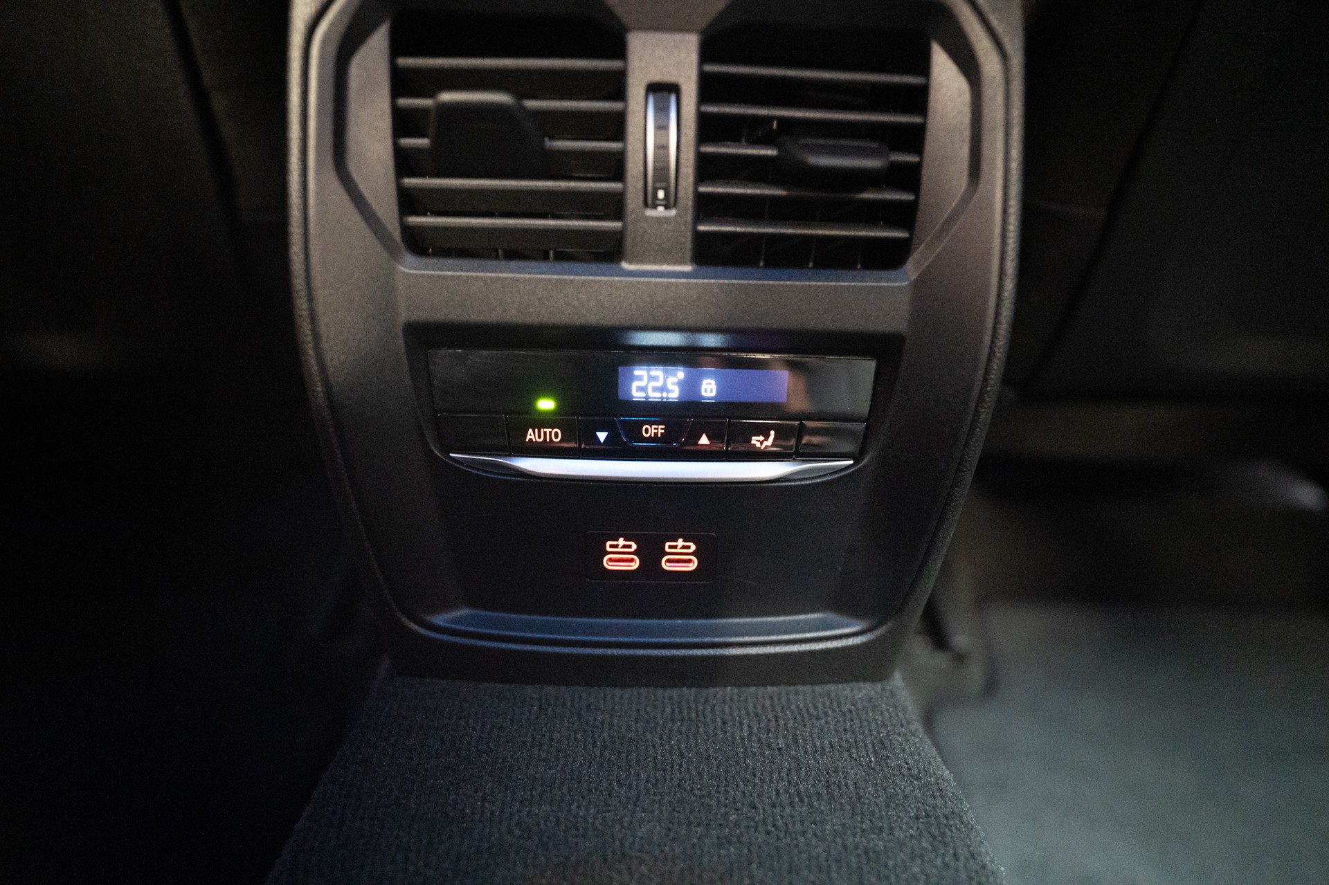 BMW 320d M Sport SAG / 360°Kamera / HeadUp / el.Heckklappe-image-27