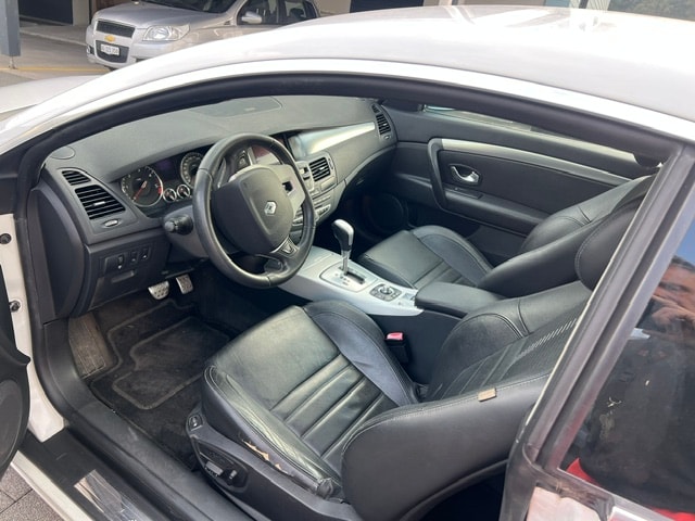 RENAULT Laguna Coupé 3.0 dCi Dynamique Sport Automatic-image-5