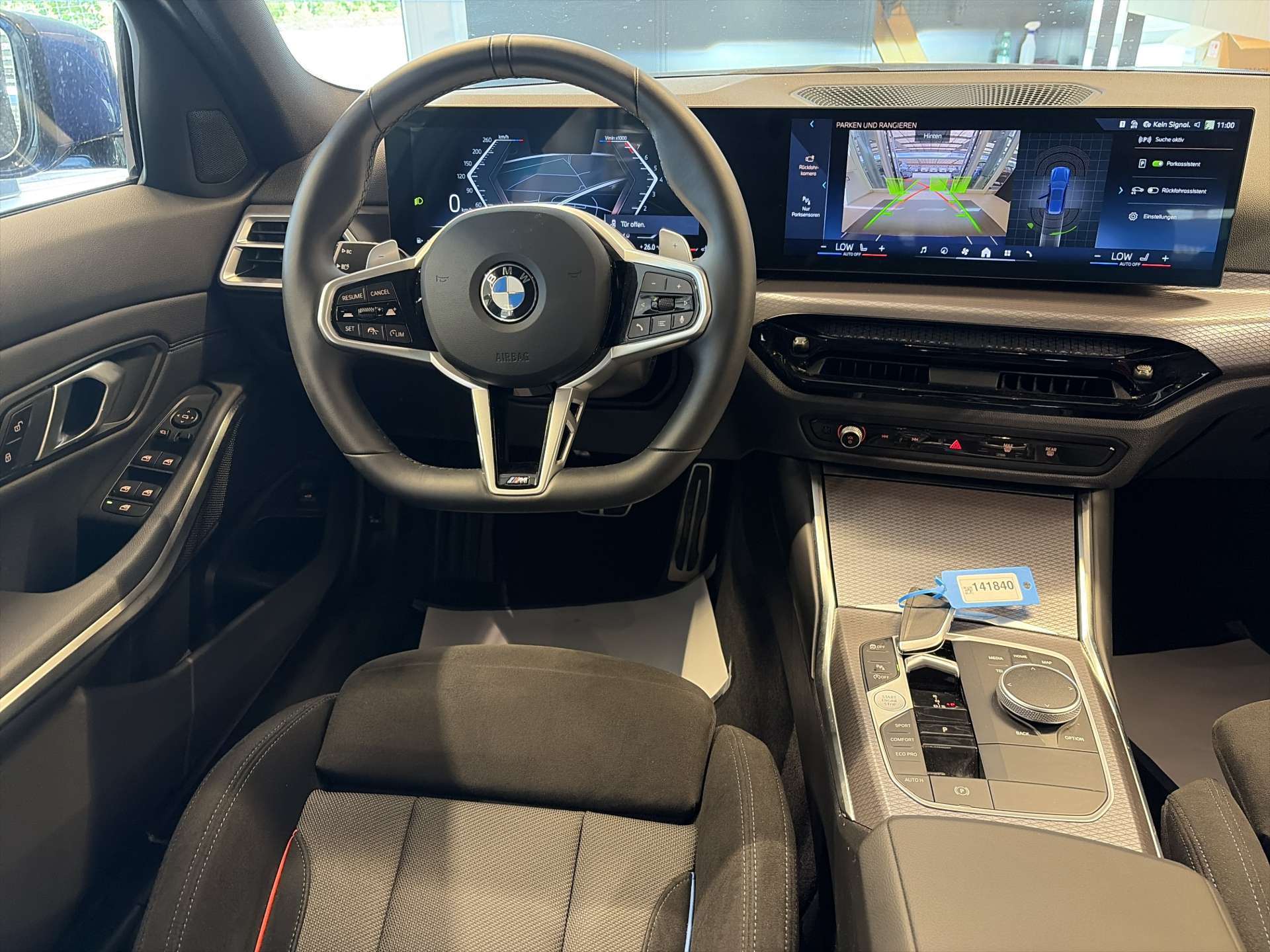 BMW 330i Touring xDrive M-Sport 245PS Steptronic Automat-image-4