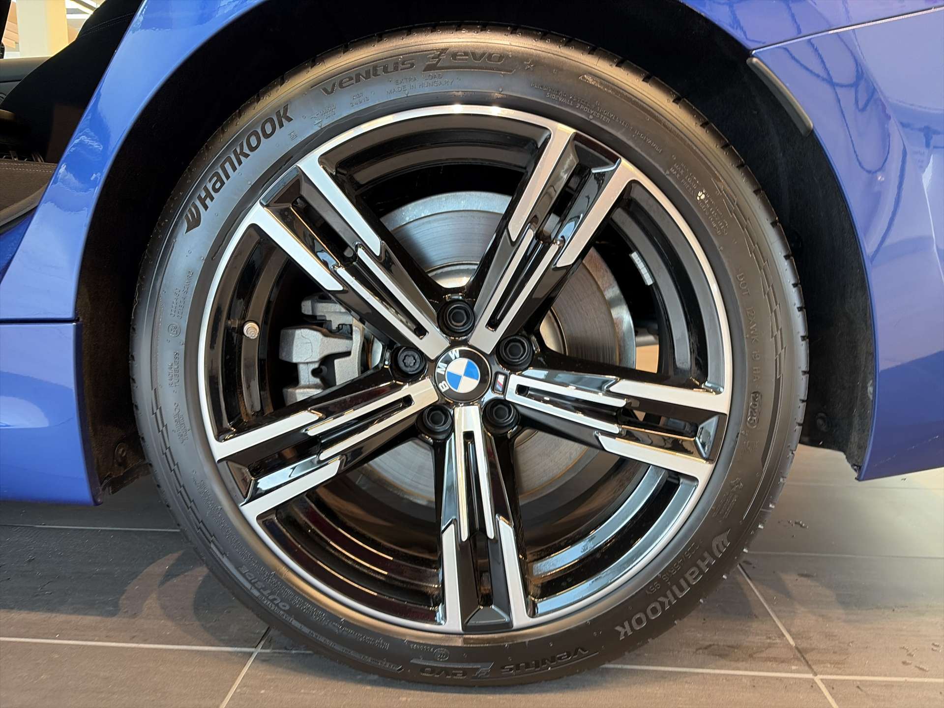 BMW 330i Touring xDrive M-Sport 245PS Steptronic Automat-image-8