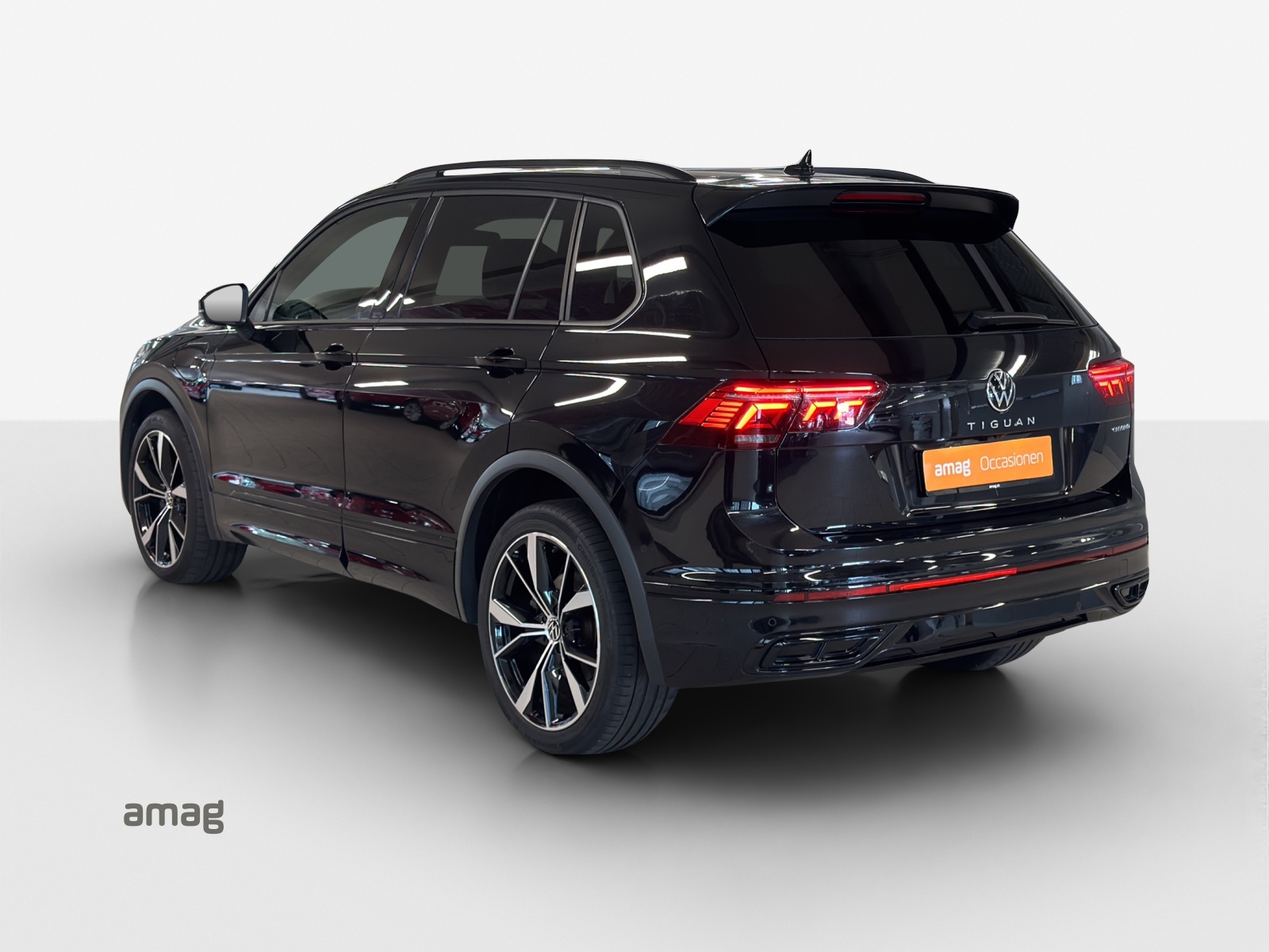 VW Tiguan 1.4TSI PHEV Selection DSG-image-2