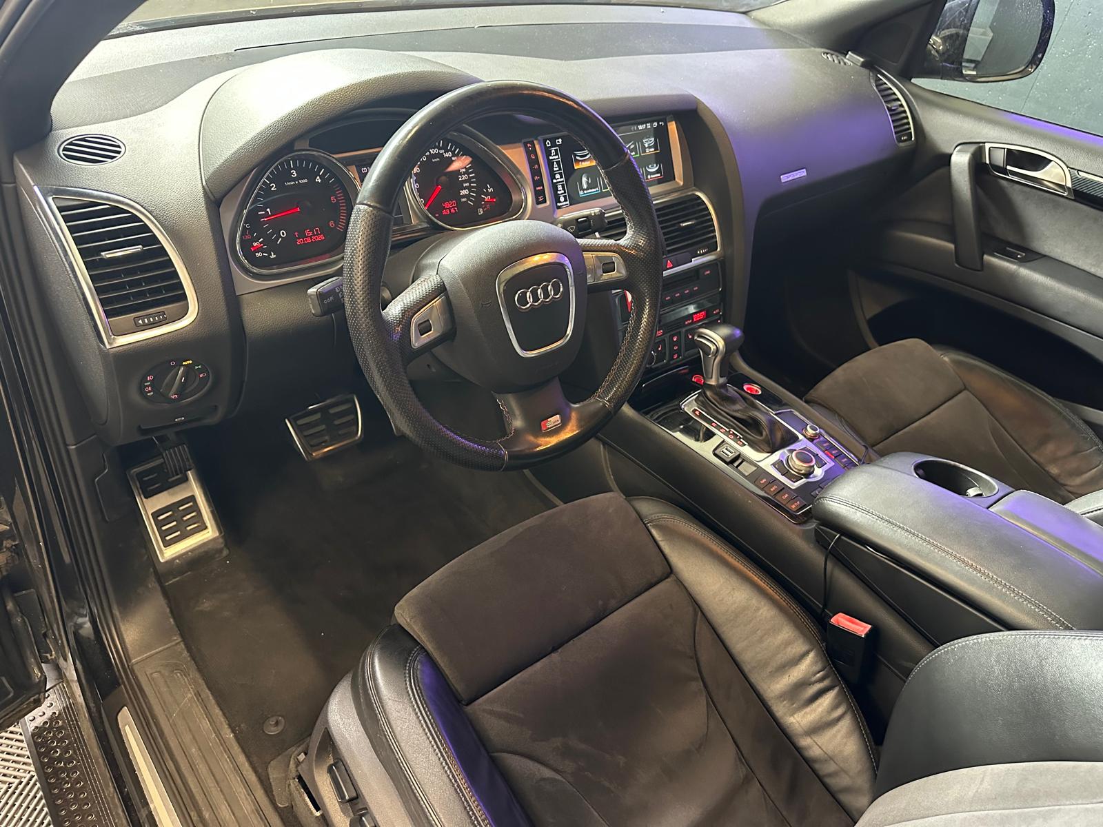 AUDI Q7 3.0 TDI Quattro Tiptronic *7 Places *Toit ouvrant-image-1