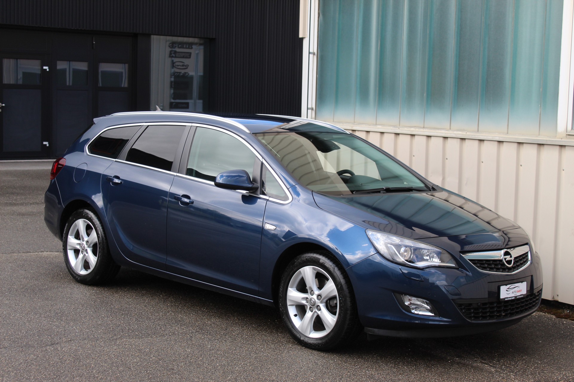 OPEL Astra SportsTourer 1.6i 16V Turbo Cosmo-image-0