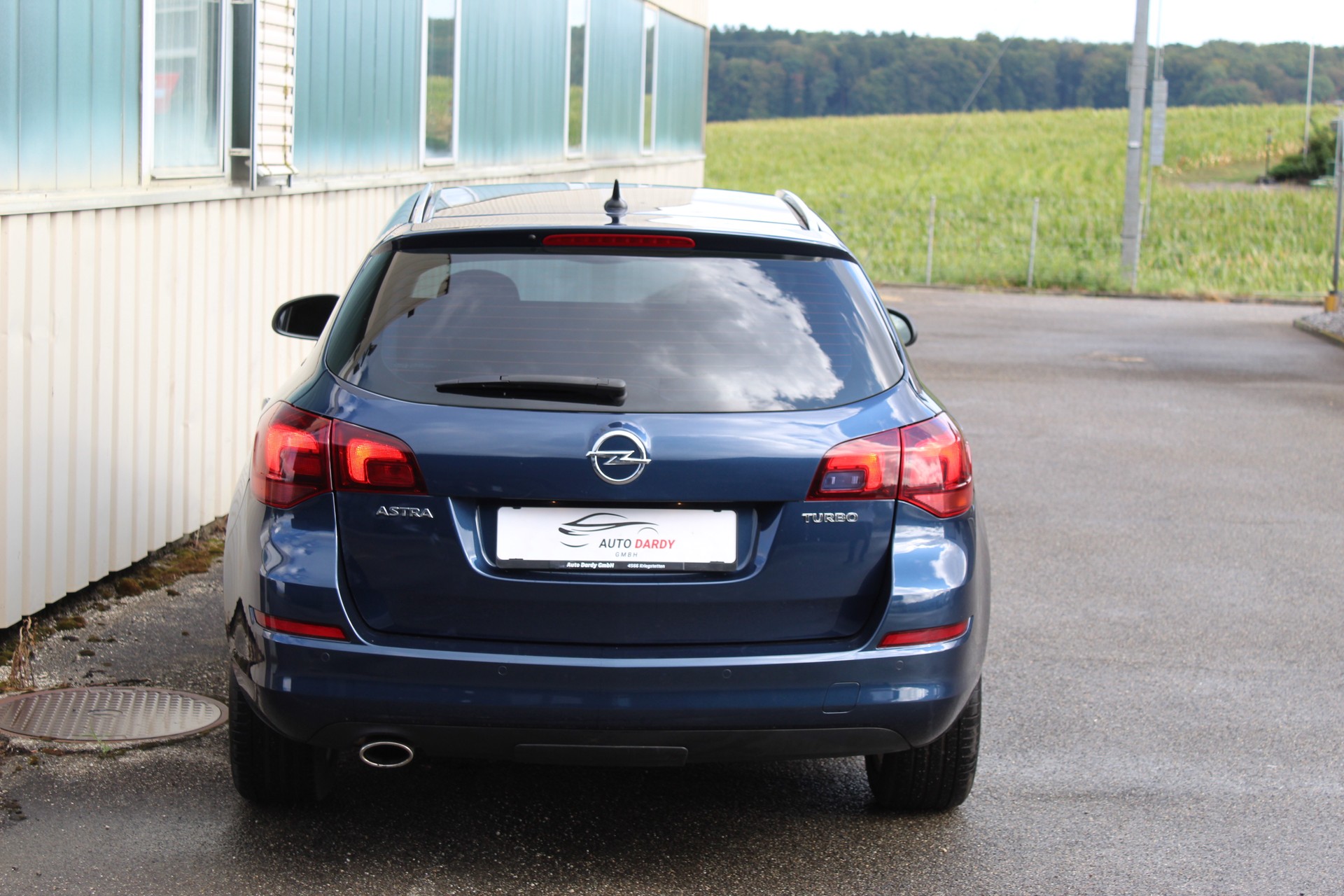 OPEL Astra SportsTourer 1.6i 16V Turbo Cosmo-image-3
