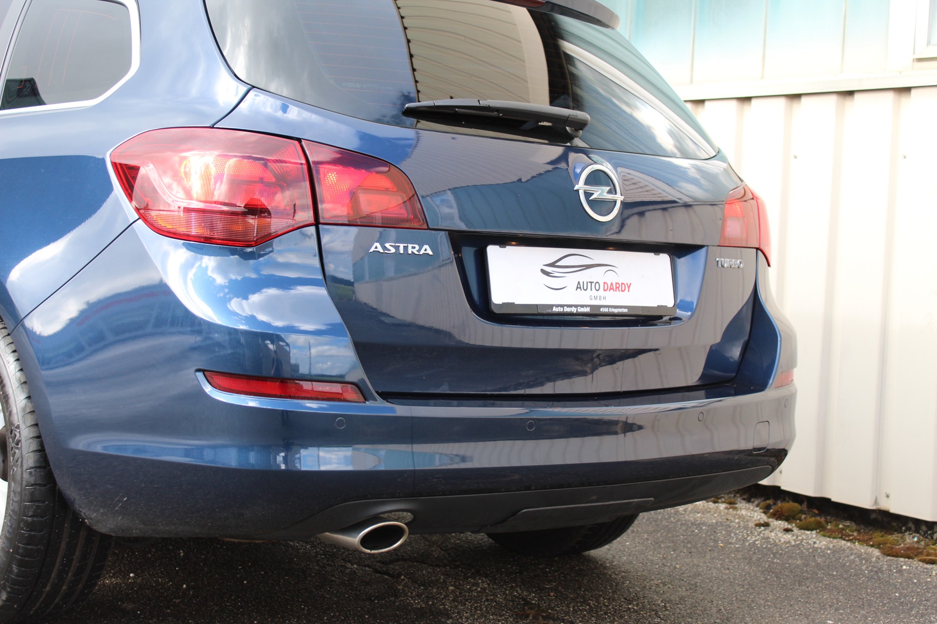 OPEL Astra SportsTourer 1.6i 16V Turbo Cosmo-image-5