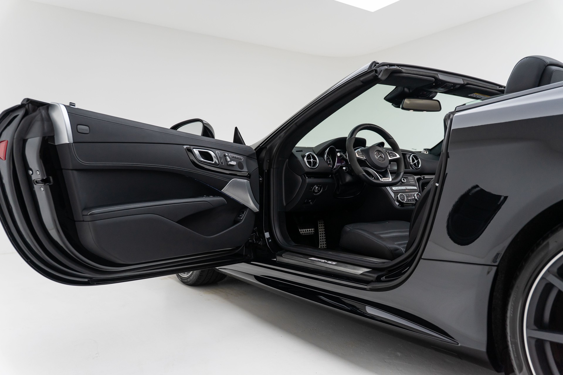 MERCEDES-BENZ SL 63 AMG Speedshift-image-14