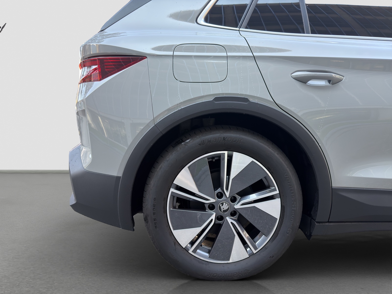 SKODA Elroq 85x 4x4-image-4