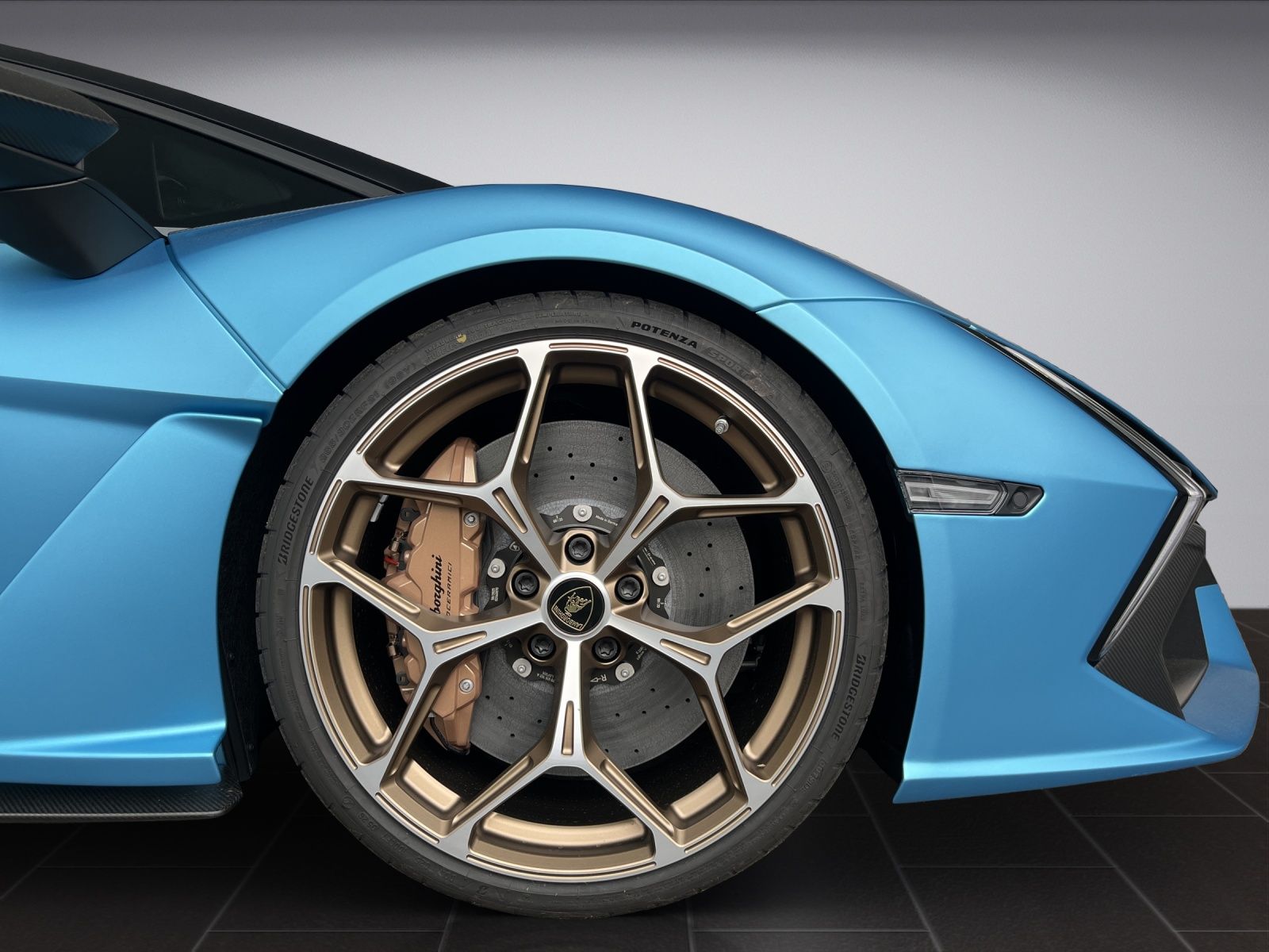 LAMBORGHINI Revuelto Coupé 6.5-image-8