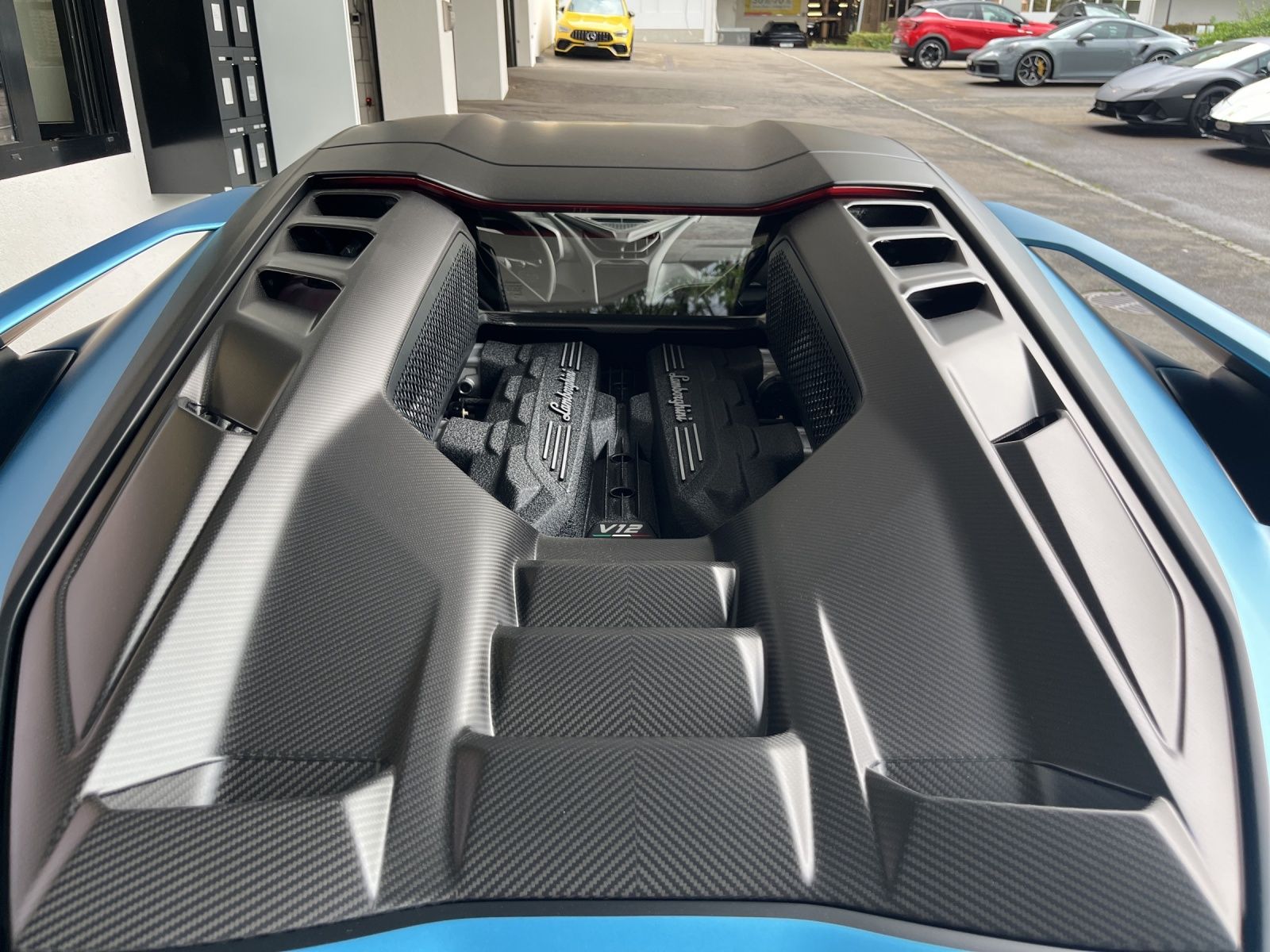 LAMBORGHINI Revuelto Coupé 6.5-image-12