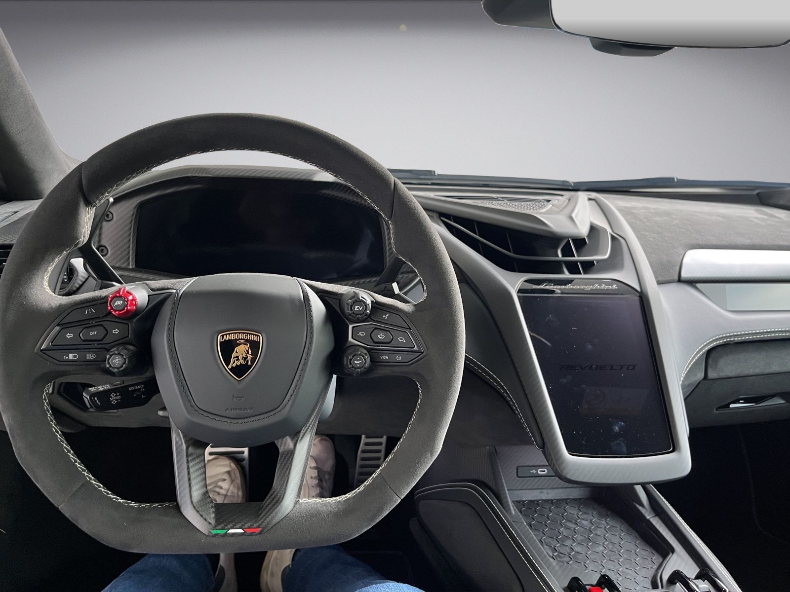 LAMBORGHINI Revuelto Coupé 6.5-image-6