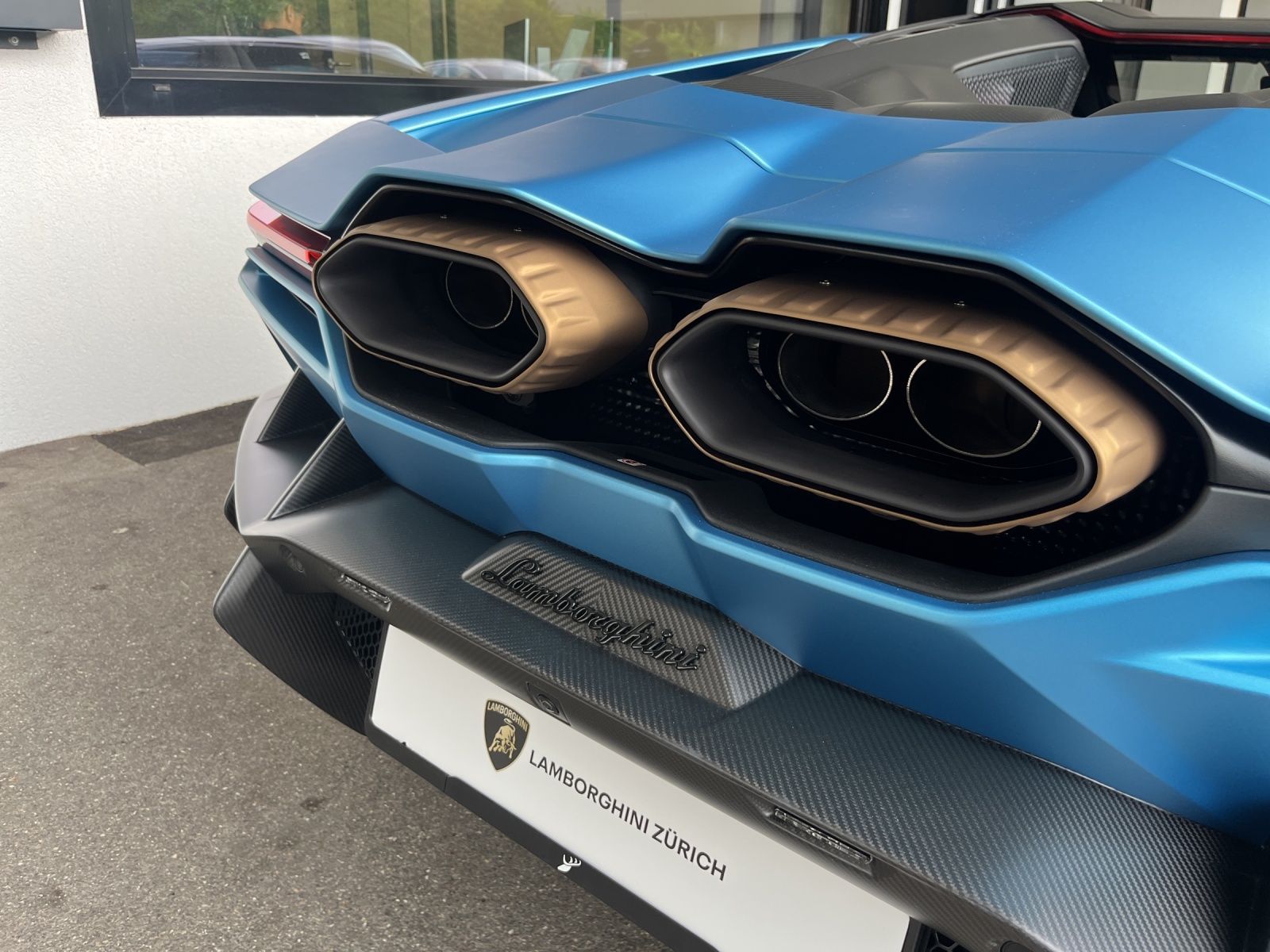 LAMBORGHINI Revuelto Coupé 6.5-image-11