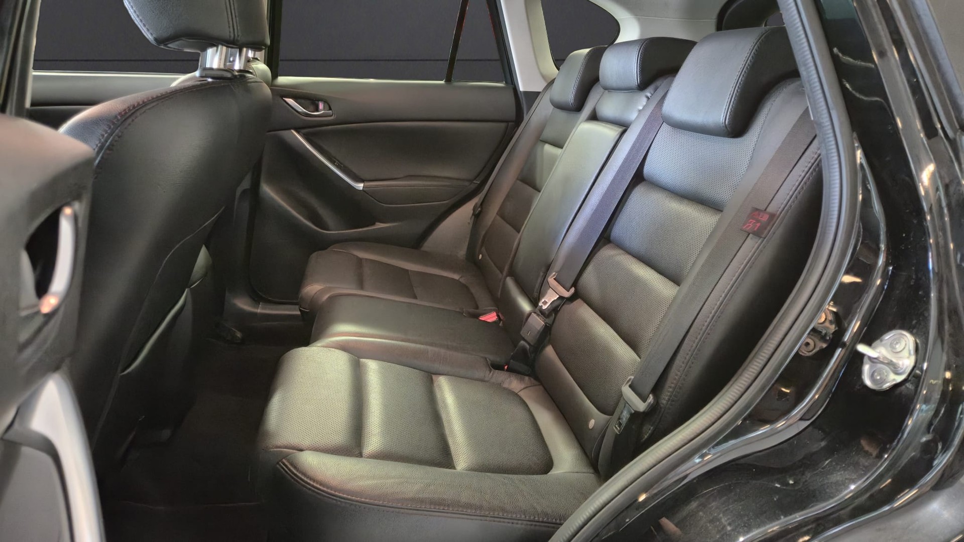 MAZDA CX-5 2.2 D HP Revolution AWD Automatic-image-13