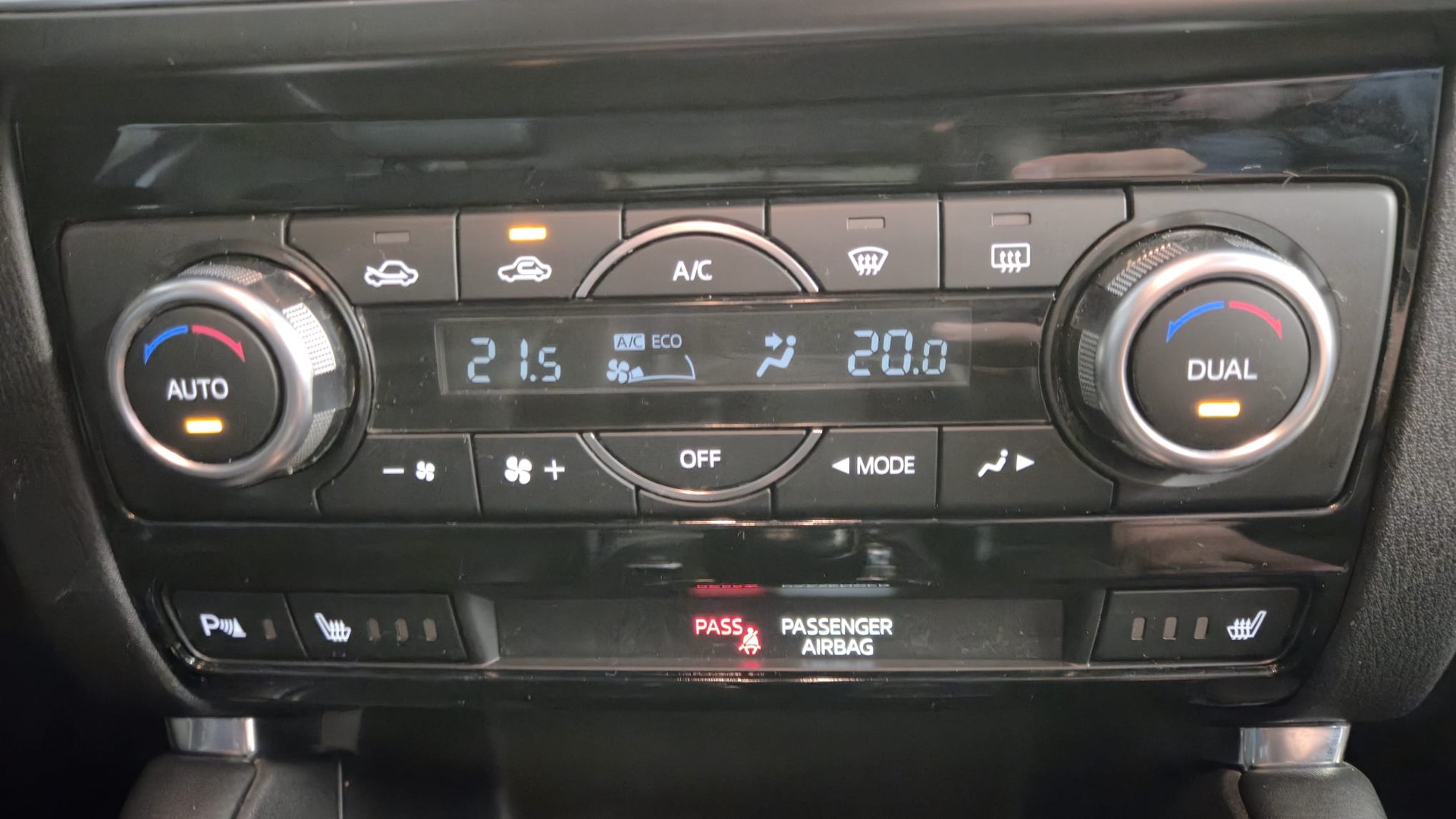 MAZDA CX-5 2.2 D HP Revolution AWD Automatic-image-18