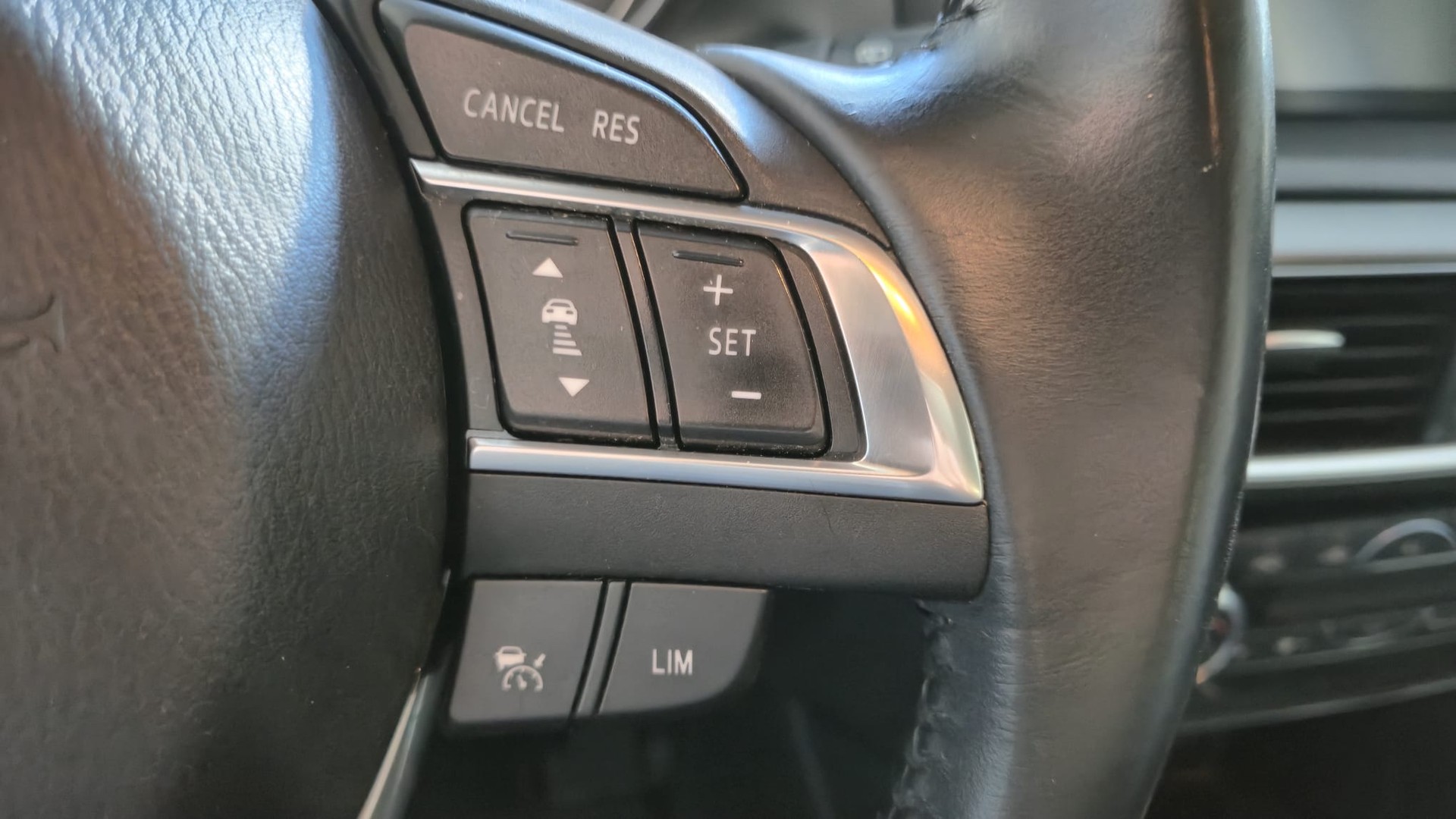 MAZDA CX-5 2.2 D HP Revolution AWD Automatic-image-9