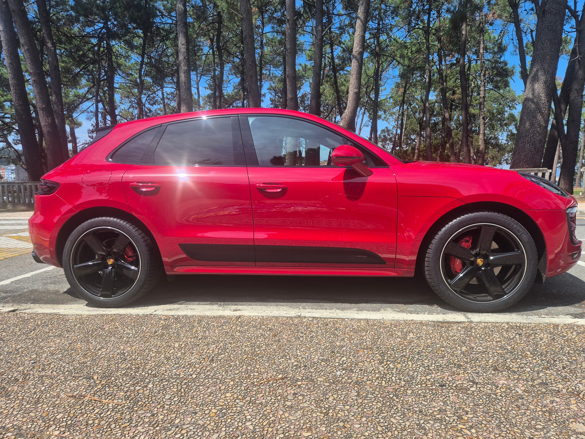 PORSCHE 3.0 V6 GTS-image-2