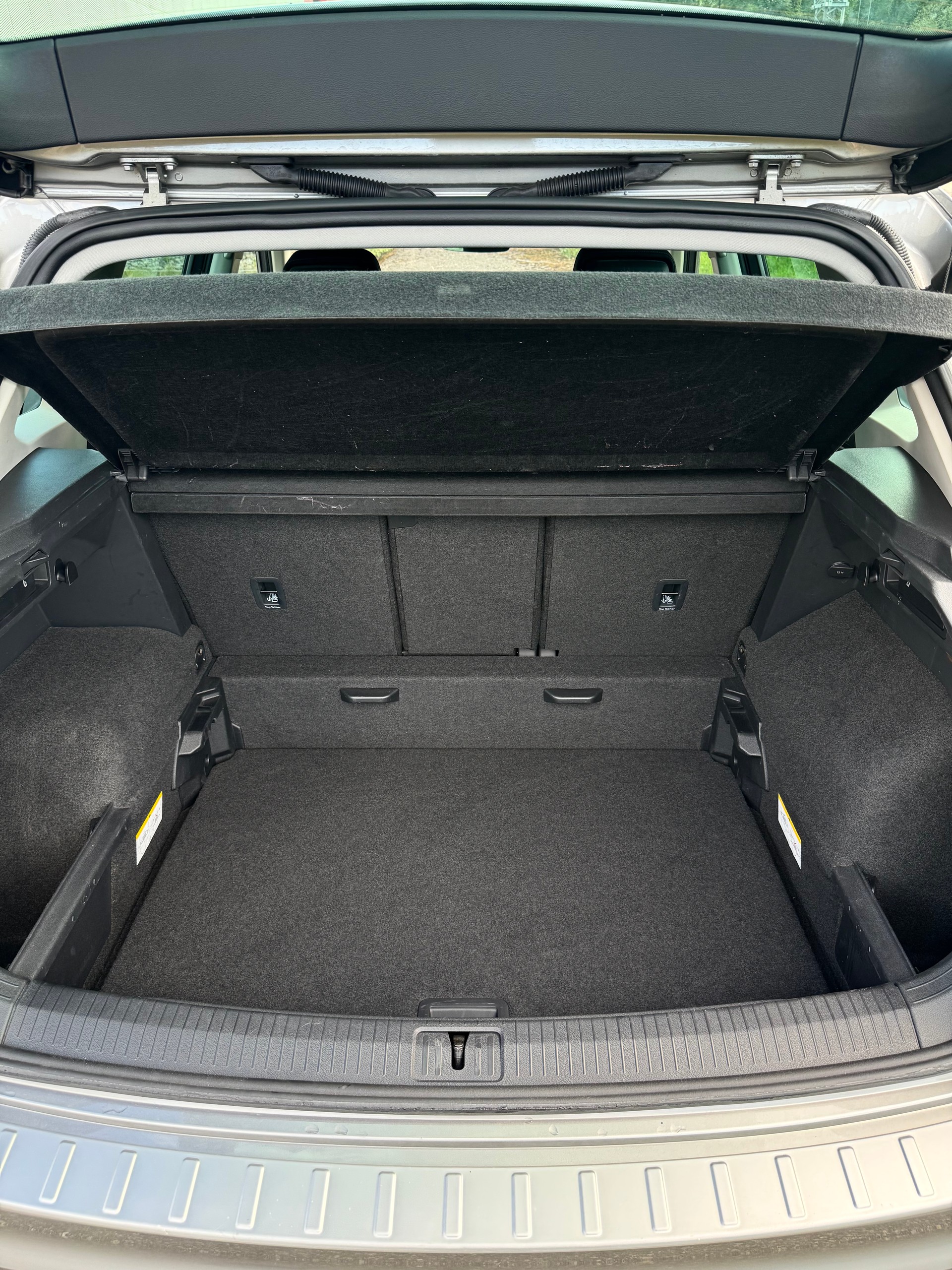 VW Tiguan 2.0TSI Highline 4Motion DSG / ab MFK bei Verkauf-image-27