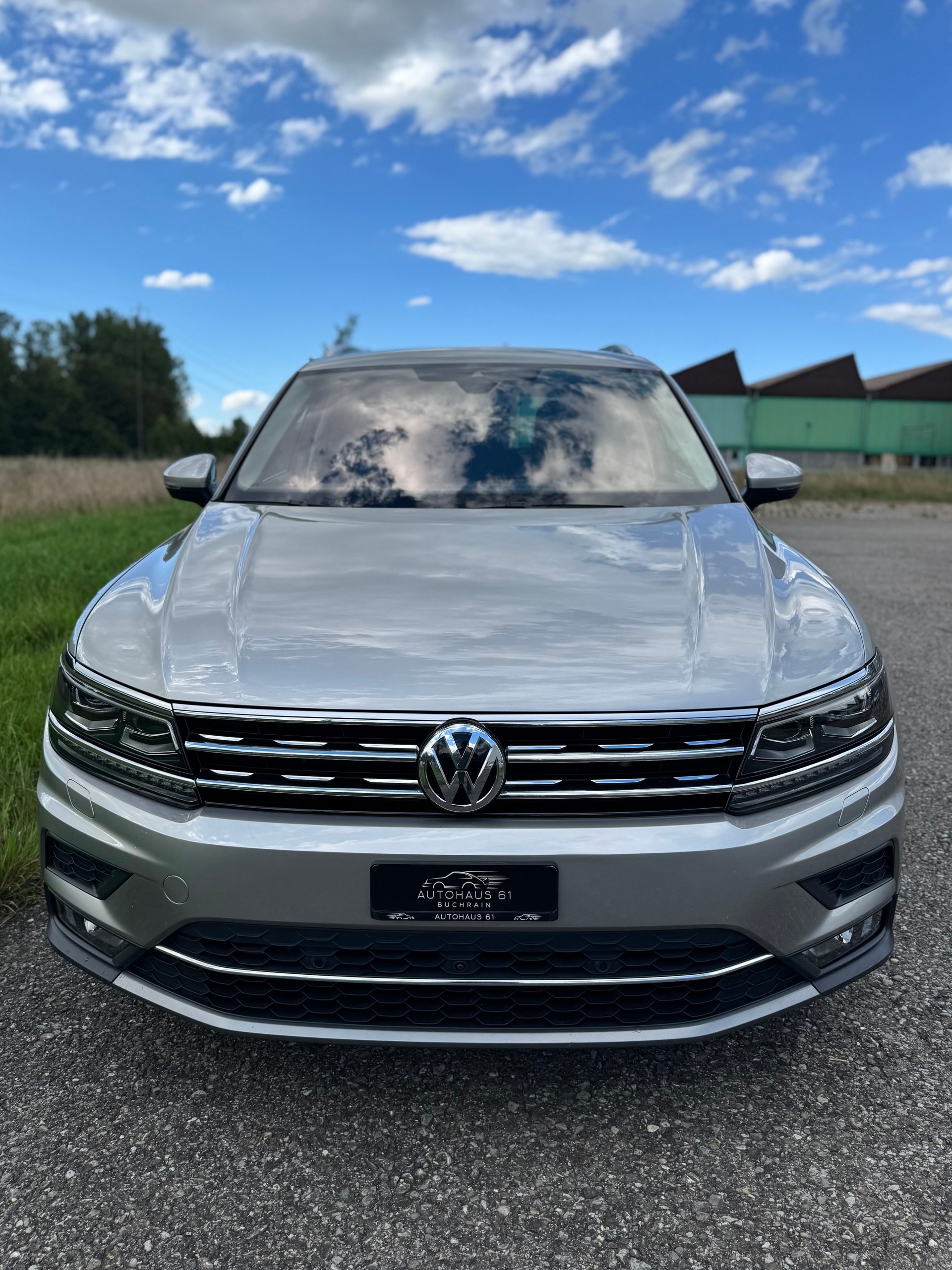 VW Tiguan 2.0TSI Highline 4Motion DSG / ab MFK bei Verkauf-image-3