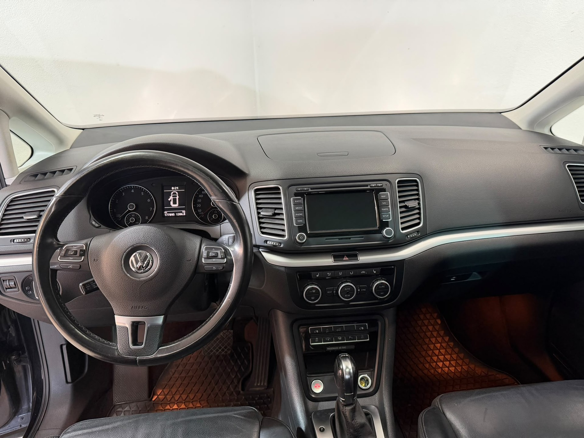 VW Sharan 1.4 TSI BlueMotion Technology Highline DSG-image-7