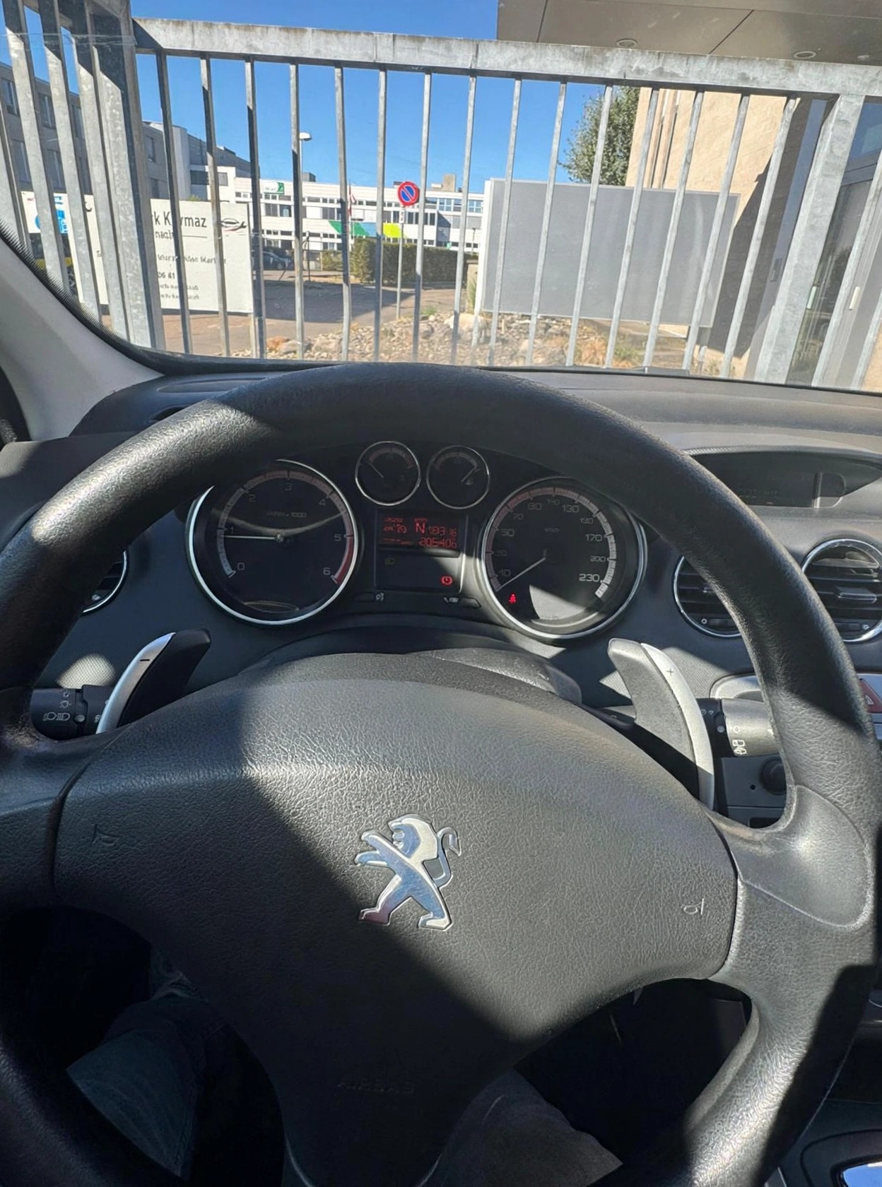 PEUGEOT 308 SW 1.6 HDI Business-image-2