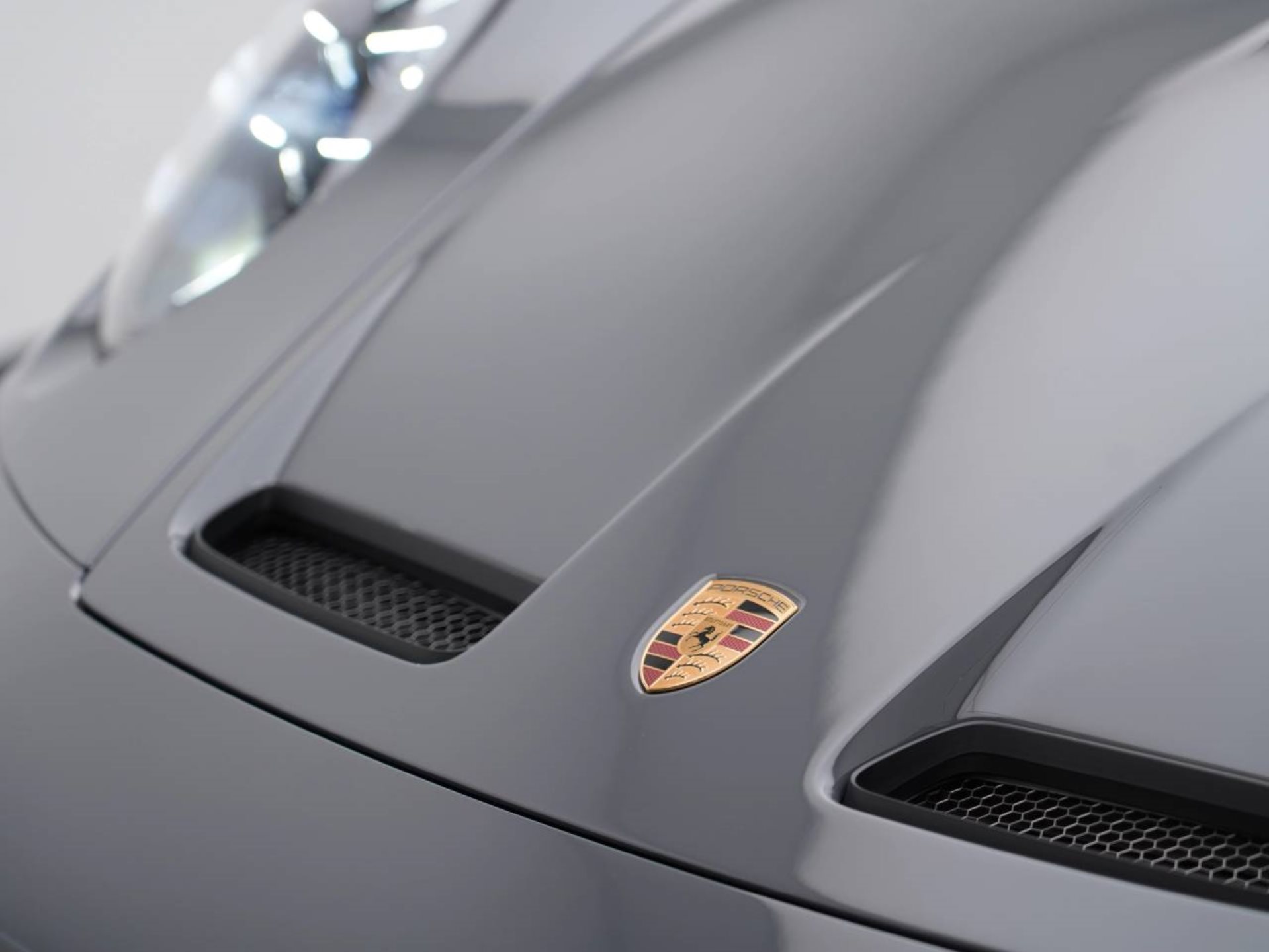 PORSCHE 911 GT3-image-11