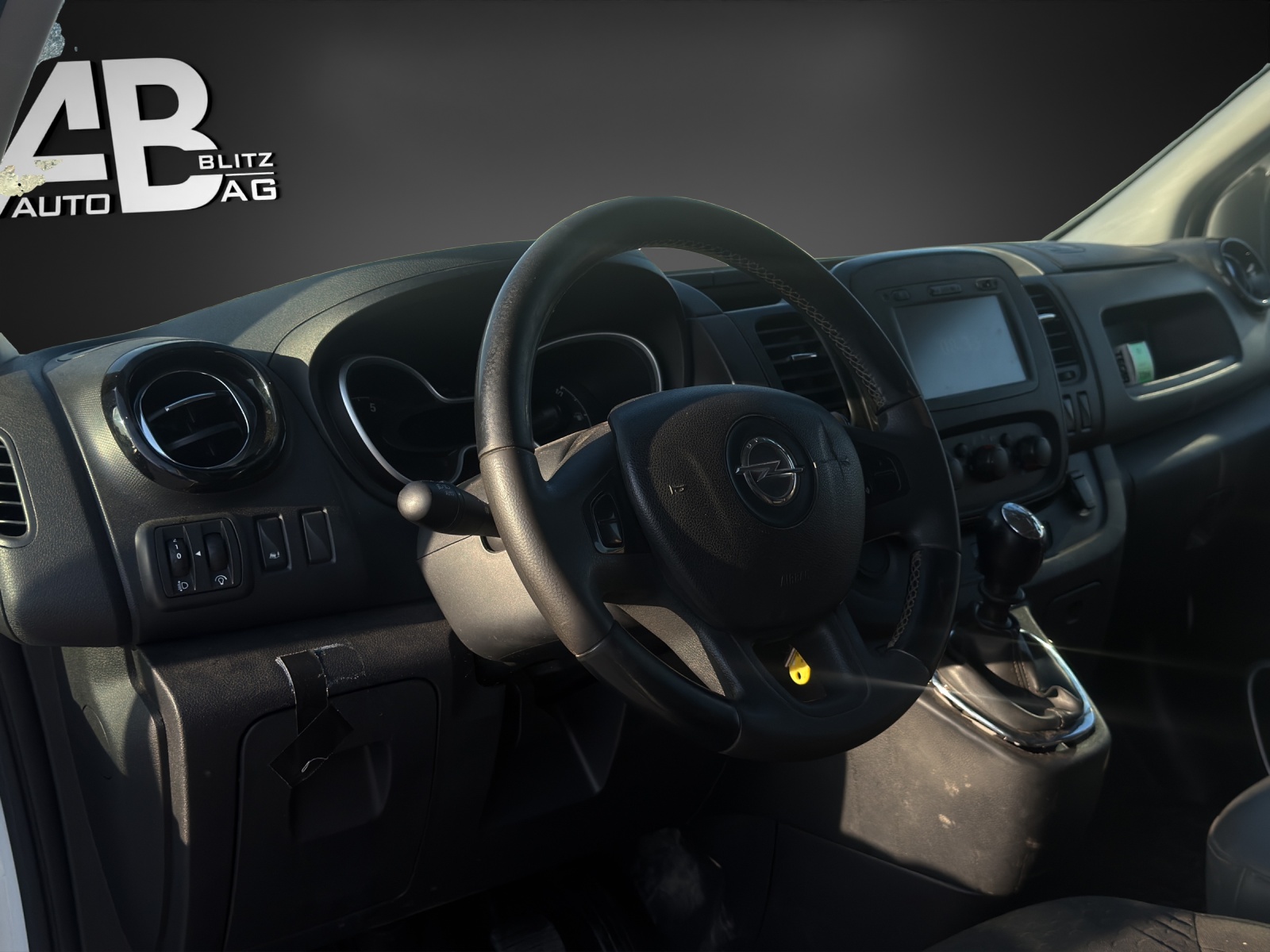 OPEL Vivaro 1.6 BiTurbo CDTI ecoFLEX 2.9t L2H1 * 3-Plätzer *-image-7
