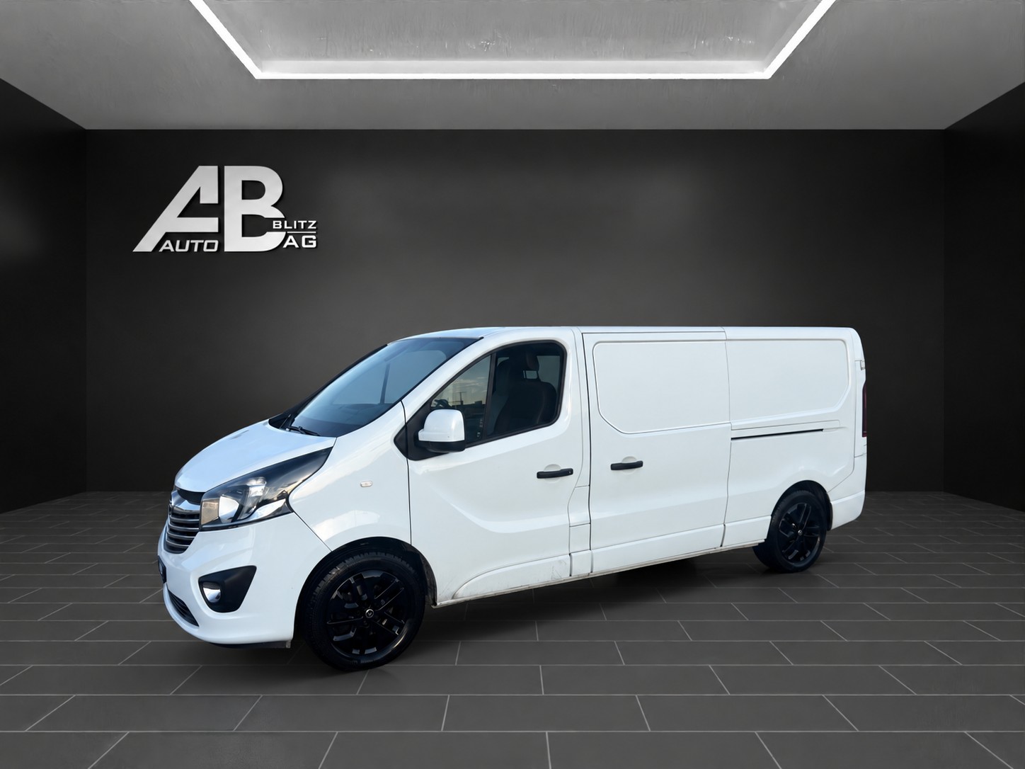 OPEL Vivaro 1.6 BiTurbo CDTI ecoFLEX 2.9t L2H1 * 3-Plätzer *-image-1